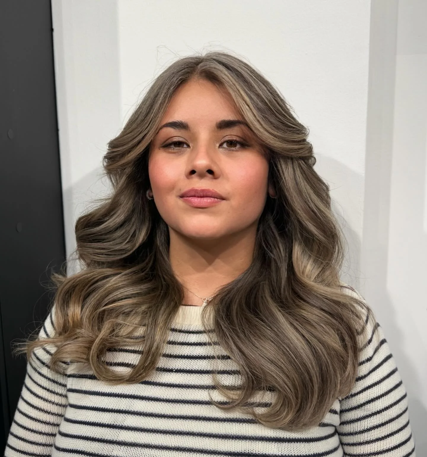 full head babylights blonde on brown hair Cool Ash Face-Framing Babylights With Voluminous Layers
