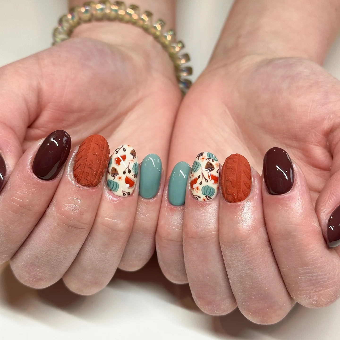 september nail art ideas 2026 Cozy Sweater Texture With Vintage Harvest Colors