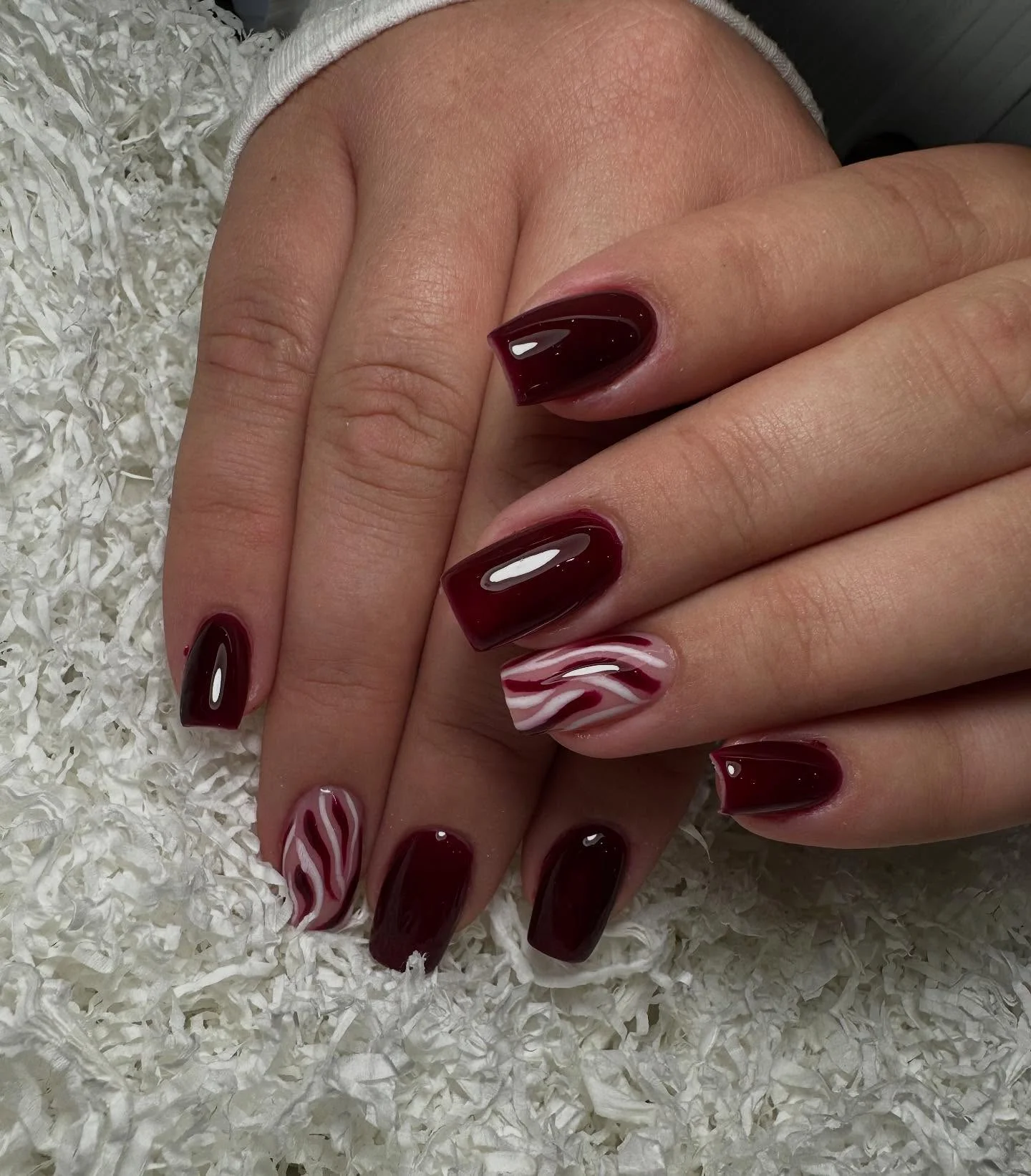 fall nail for all plates skin 2026 Deep Burgundy Waves With Glossy Dimension