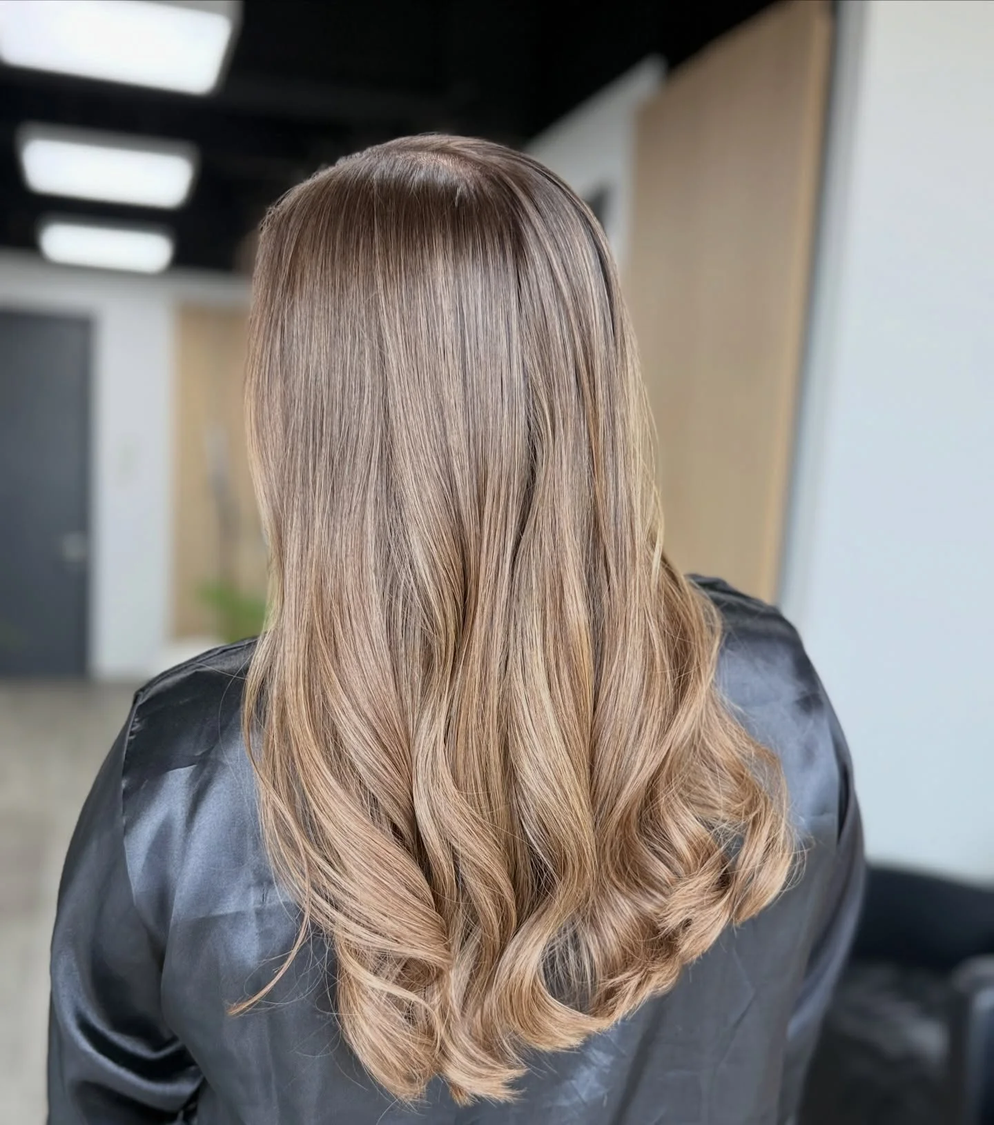 babylights hair ideas Soft Beige Babylights With Silky Long Layers
