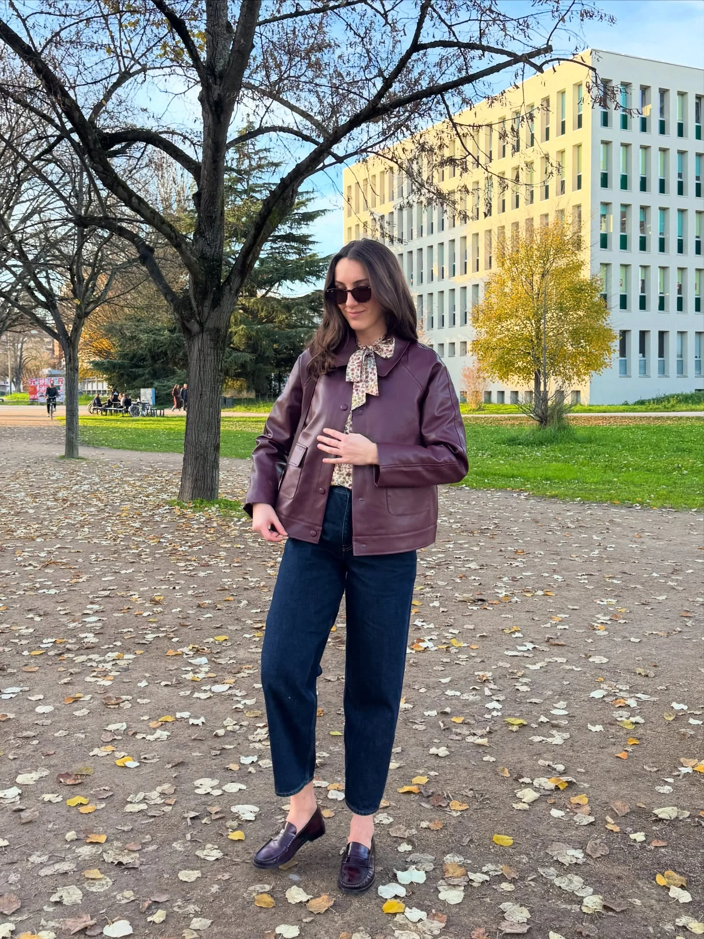 september outfits ideas 2026 Chocolate Leather Layers For Crisp September Afternoons