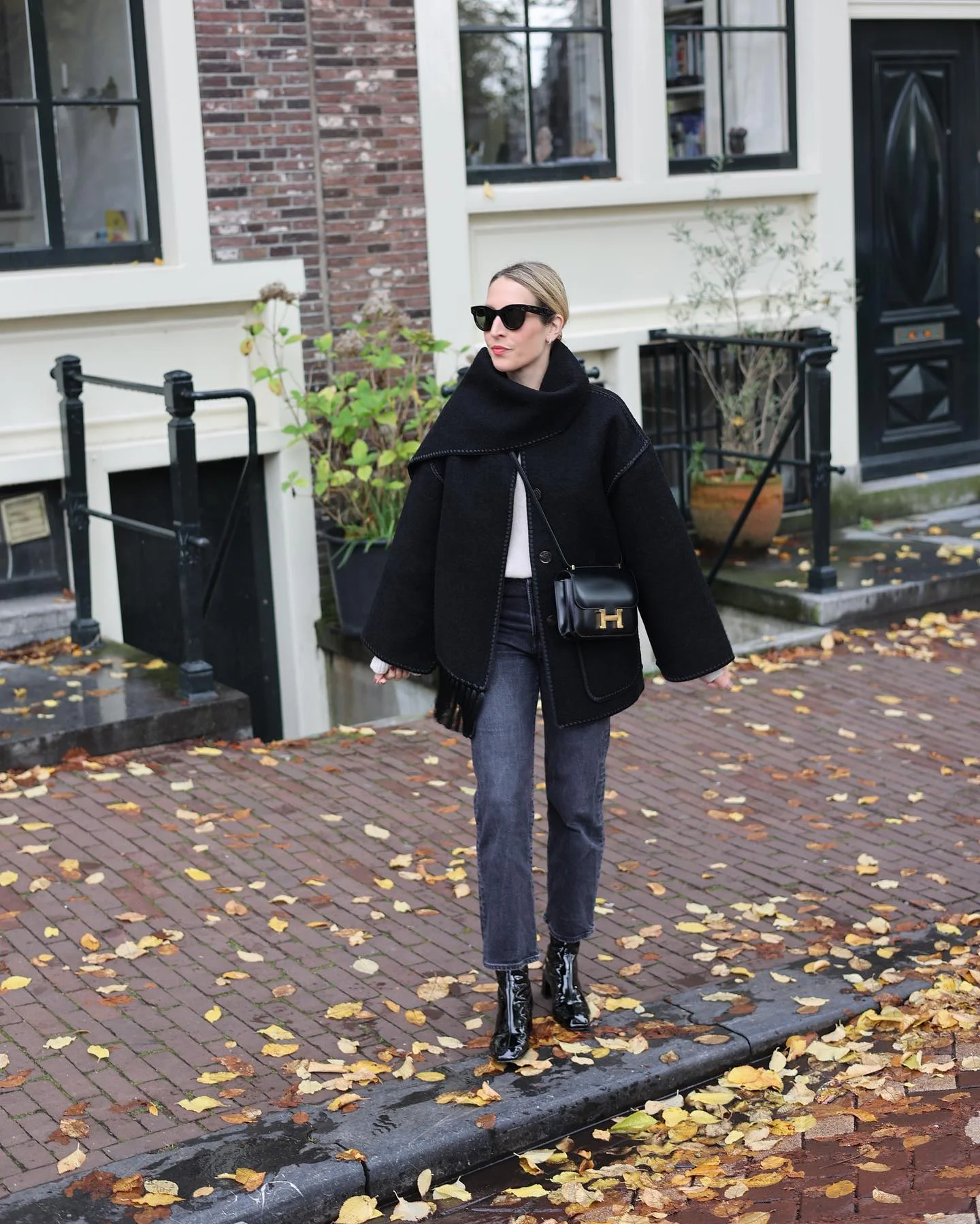 classic fall outfits 2026 Oversized Black Layers That Never Go Out Of Style