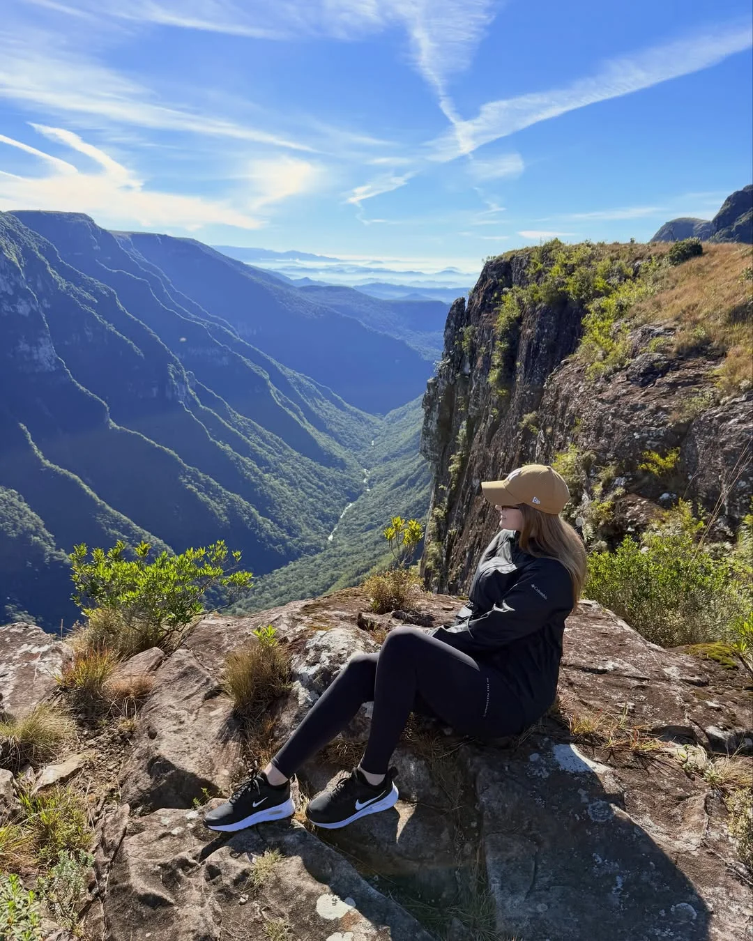 fall hiking outfits 2026 Minimal Black Activewear For Scenic Ridge Walks