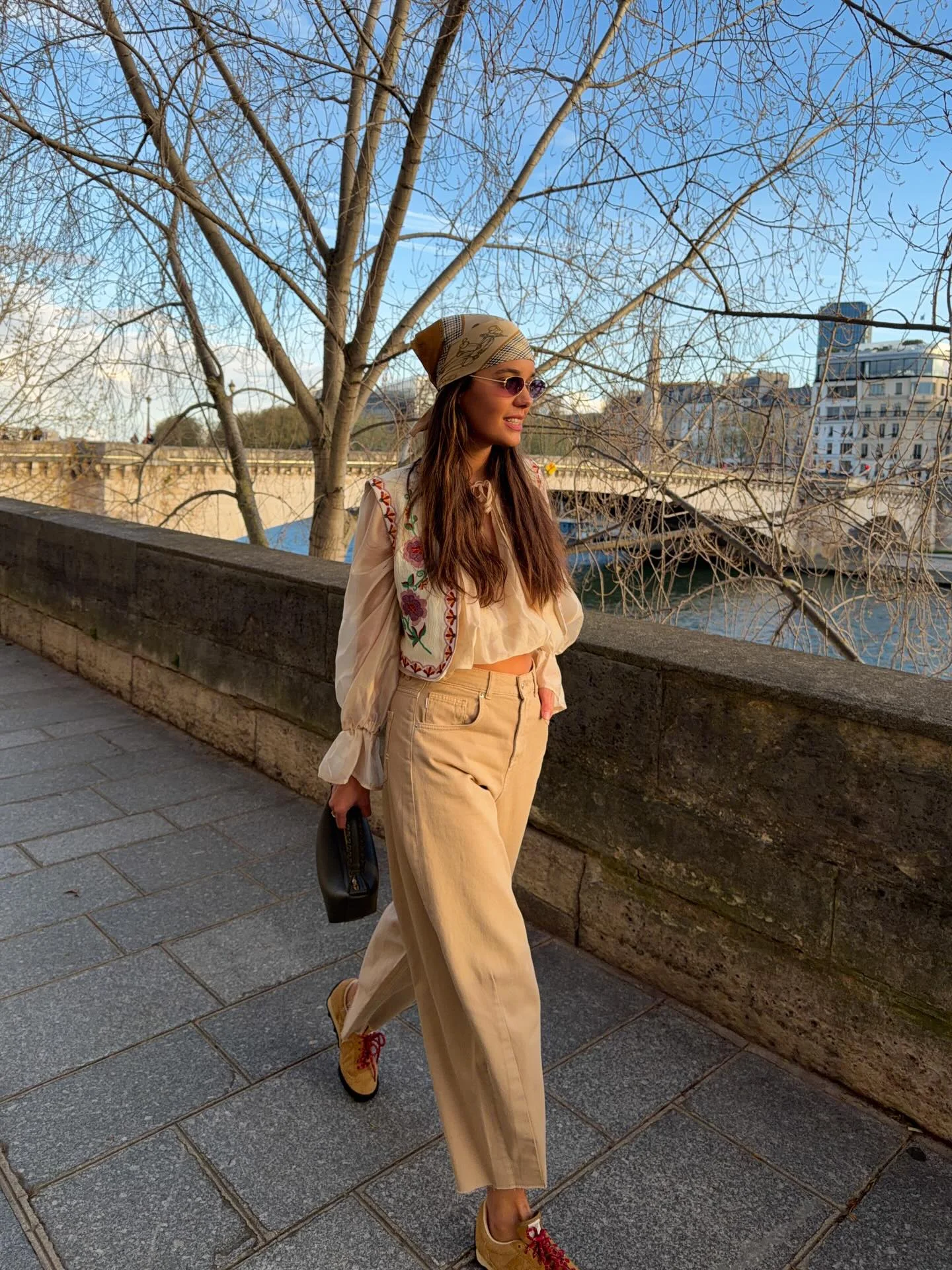 september fashion trends 2026 Relaxed Bohemian Neutrals With Vintage Inspiration
