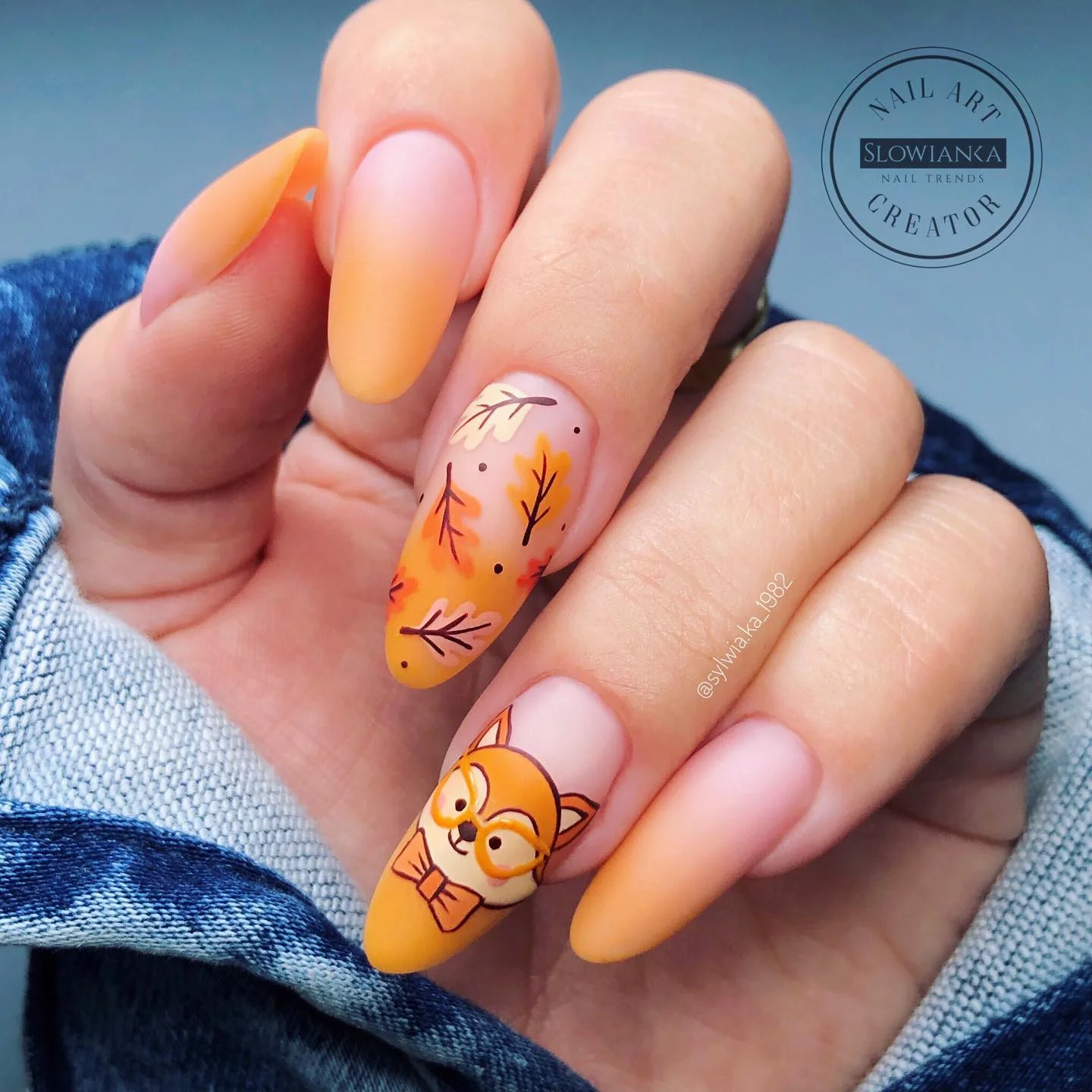 september nail art ideas 2026 Playful Fox And Falling Leaves Autumn Nails