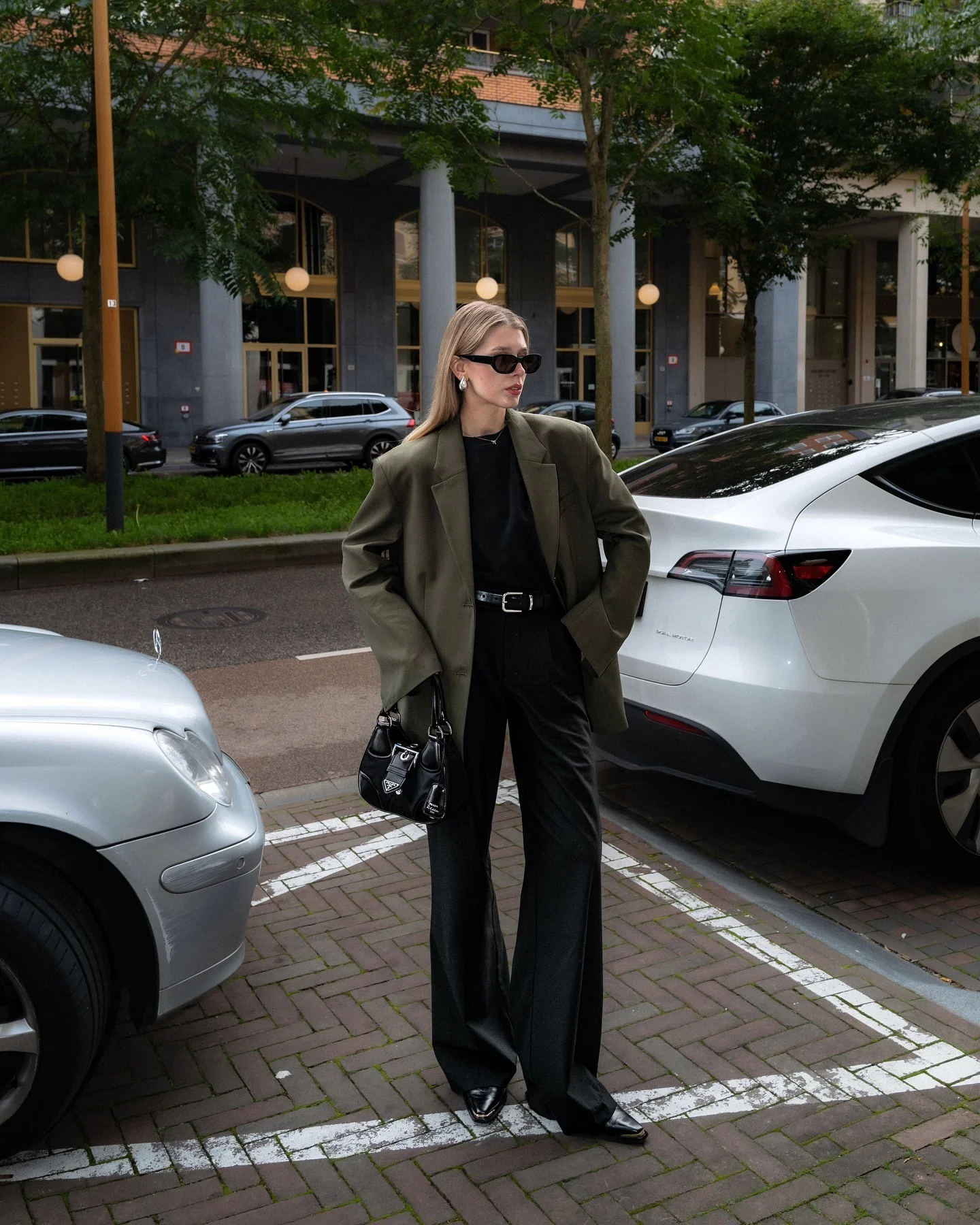 classic fall outfits 2026 Elevated Olive Blazer Styling For Modern City Days