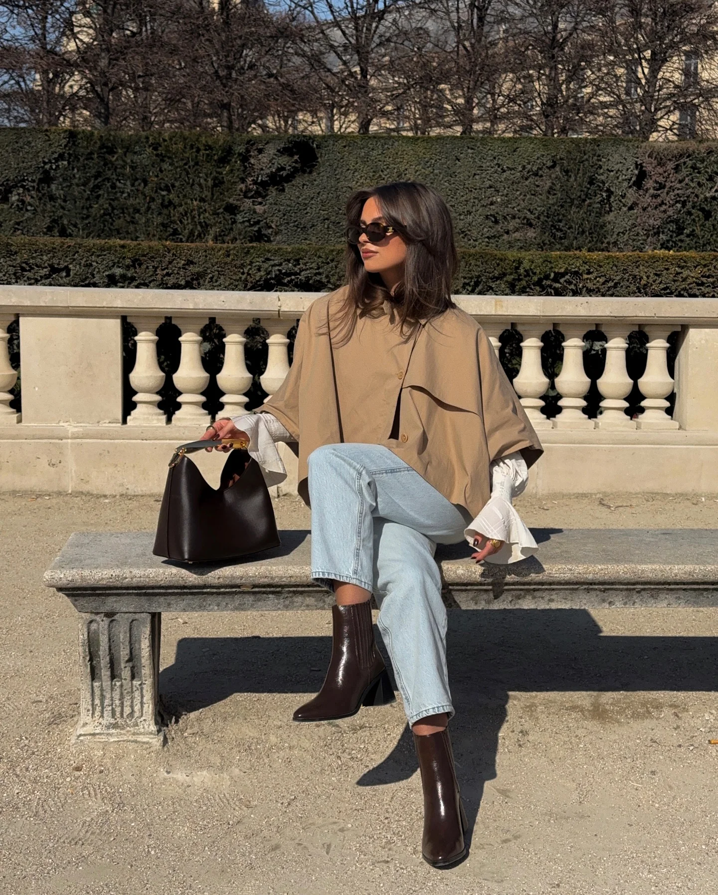 fall poncho outfits 2026 Relaxed Camel Poncho With Light Wash Denim