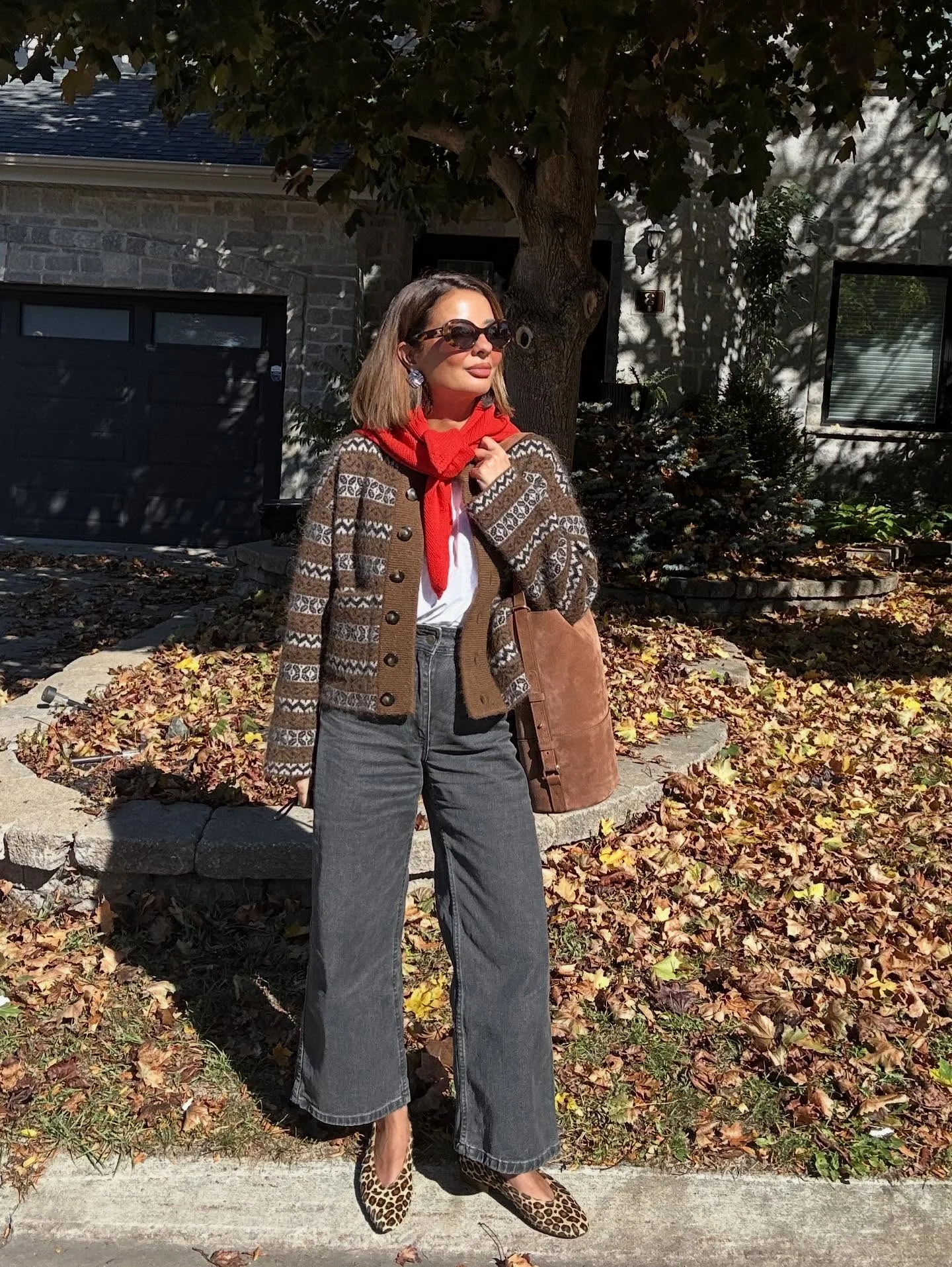 september outfits ideas 2026 Cozy Patterned Cardigan With Autumn Accents