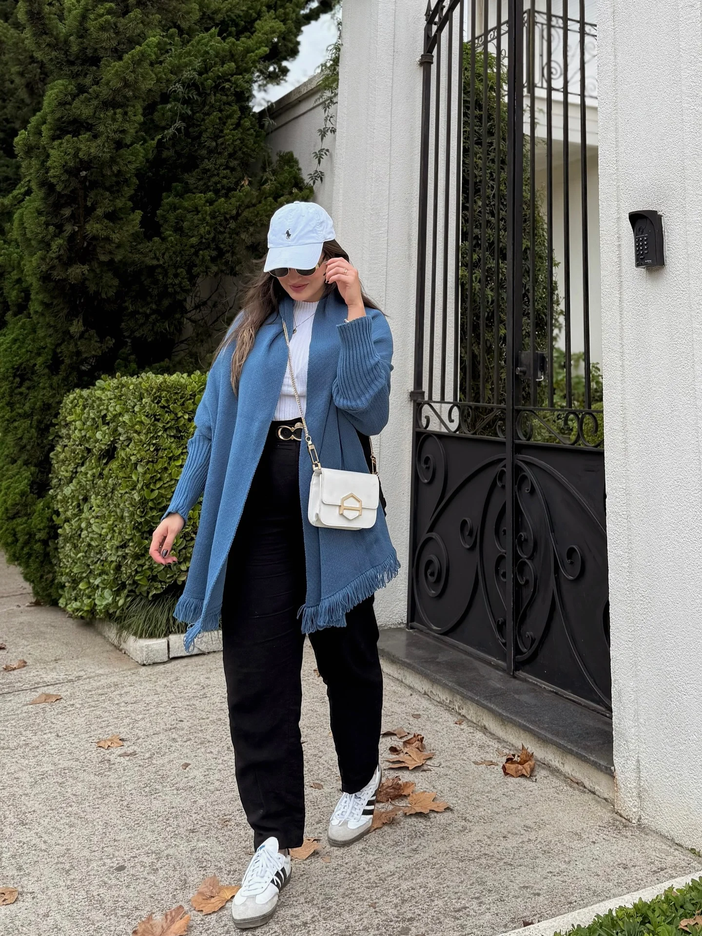 comfy fall outfits 2026 Blue Cardigan Layers With Relaxed Black Denim