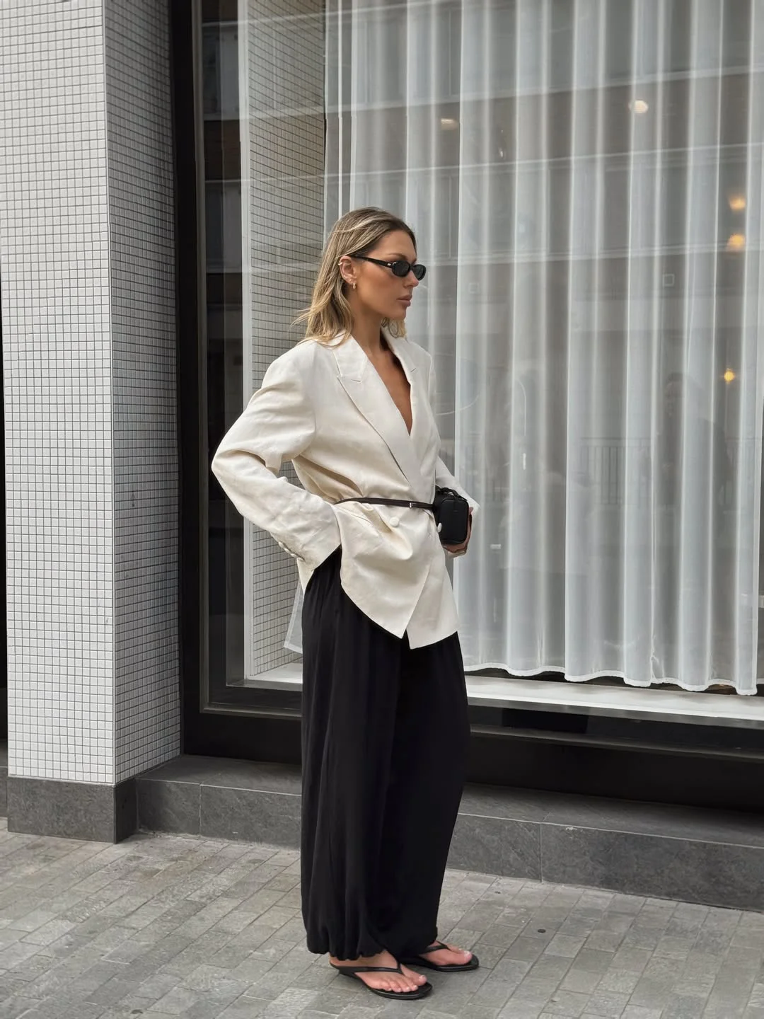 early fall outfits 2026 Soft Tailoring With Flowing Trousers For Modern Office Dressing