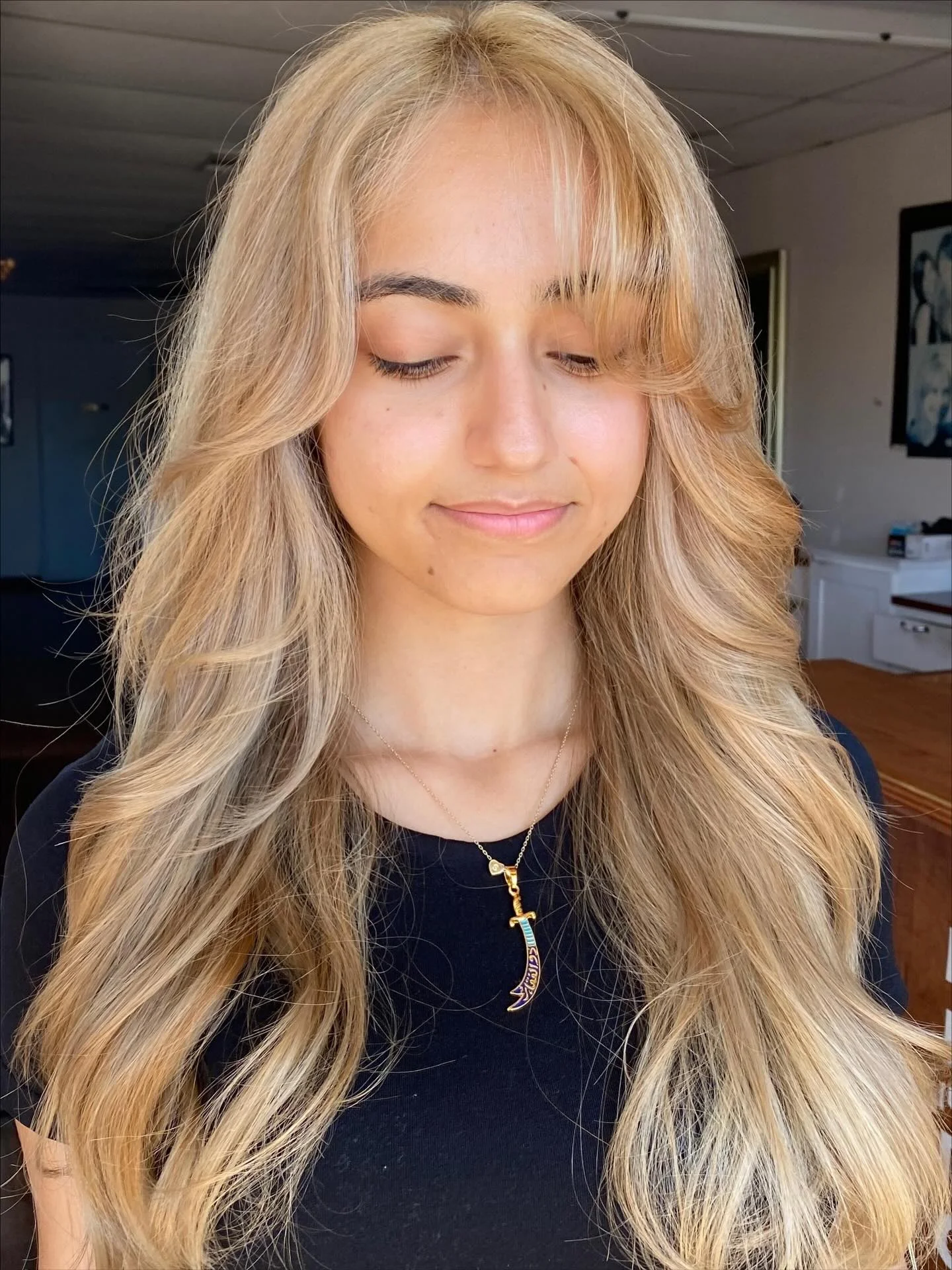 fall blonde hair color 2026 Soft Champagne Blonde With Airy Curtain Bangs