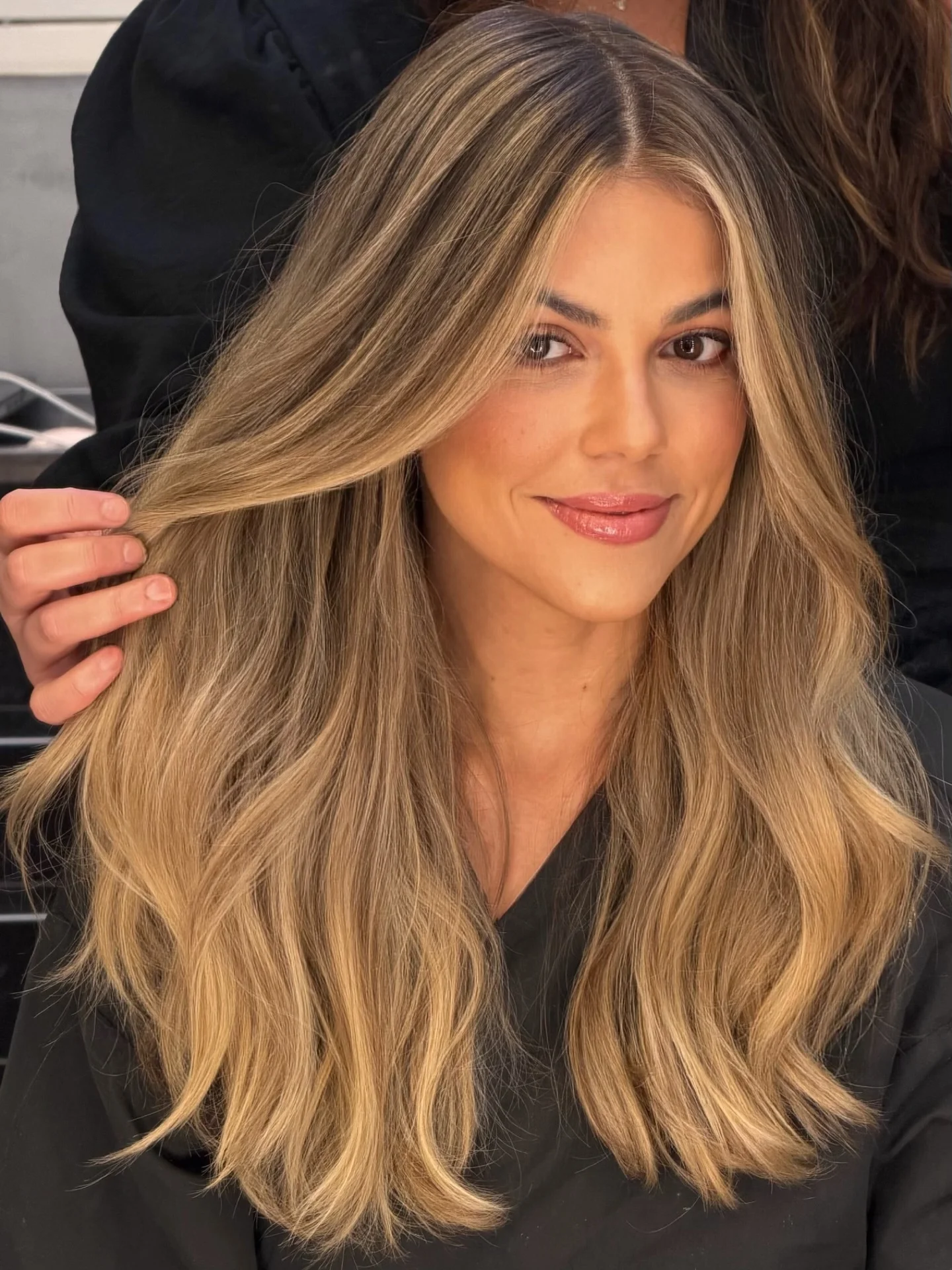 beige blond hair color Face-Framing Beige Blonde With Dimensional Brightness