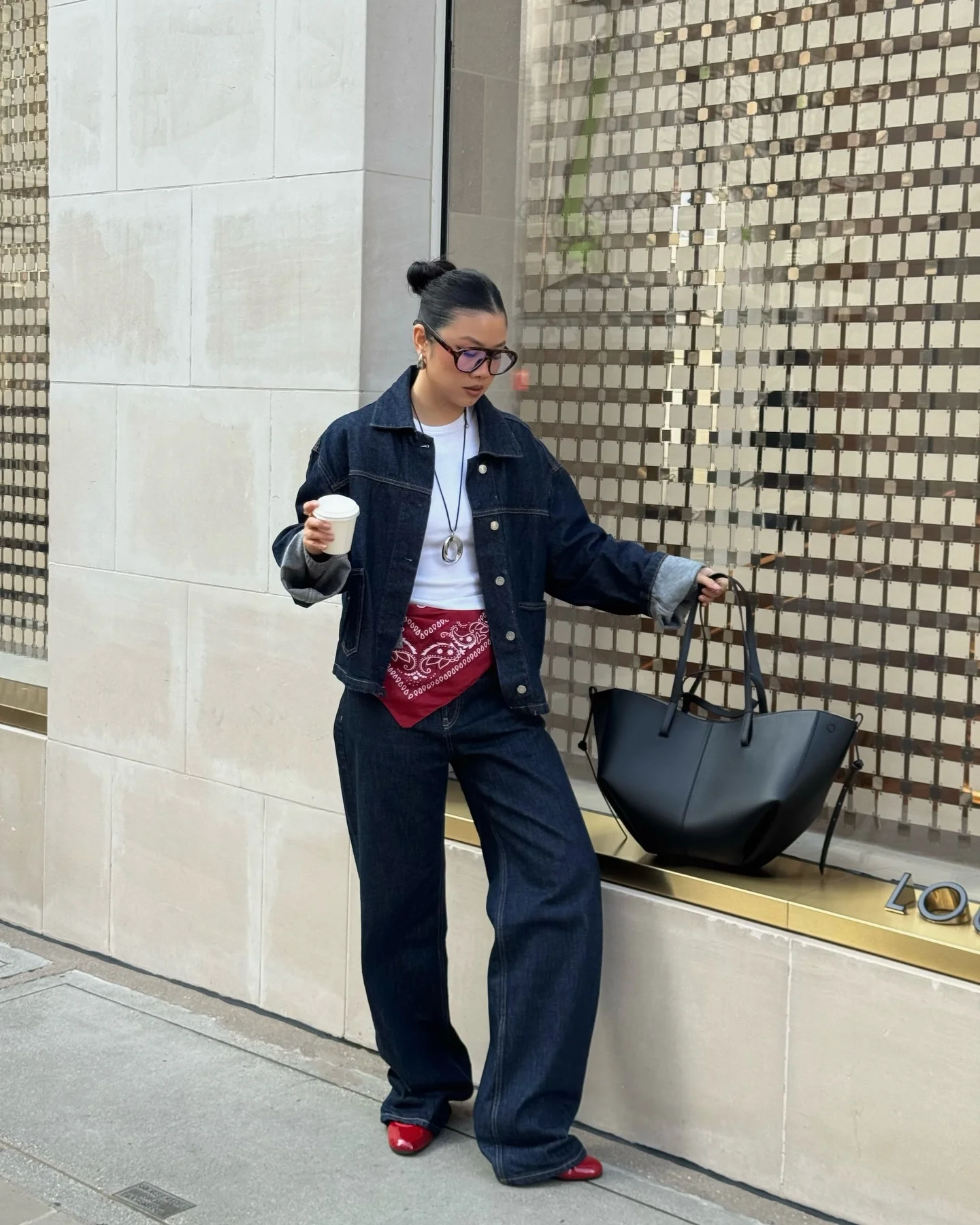 september fashion trends 2026 Dark Denim Layers With Bold Burgundy Accents
