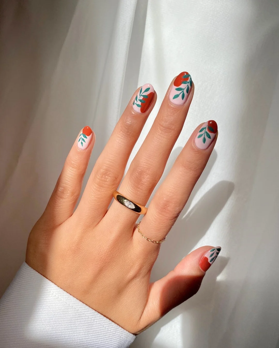 fall manicure 2026 Minimal Terracotta Botanical Accent Nails