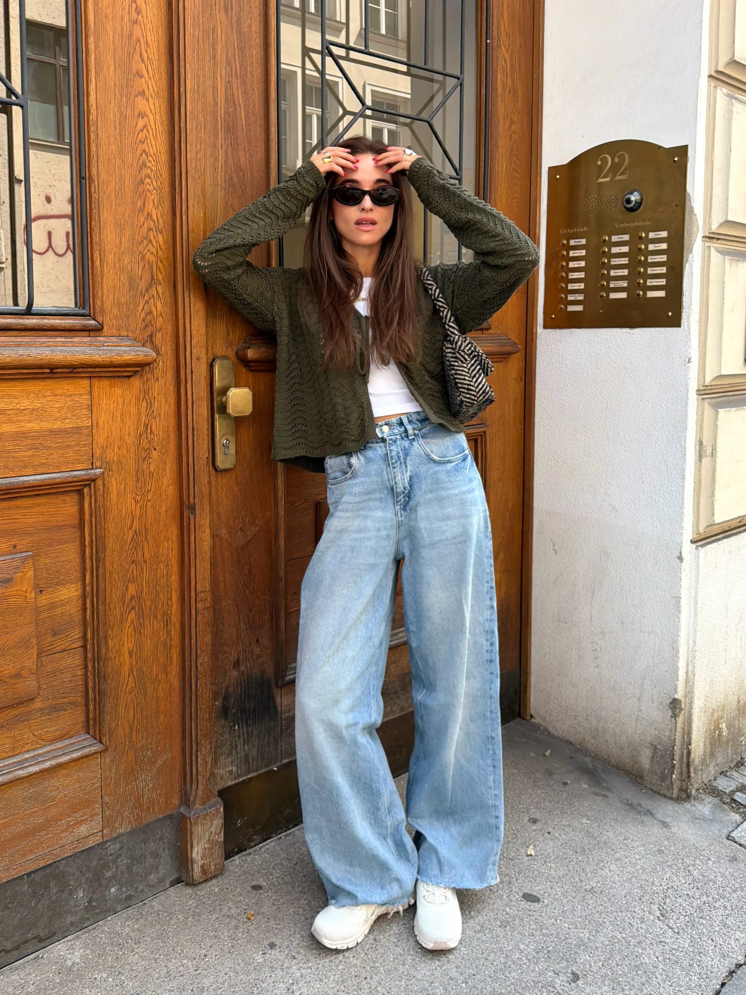comfy fall outfits 2026 Chunky Cardigan And Wide Denim For Everyday Comfort