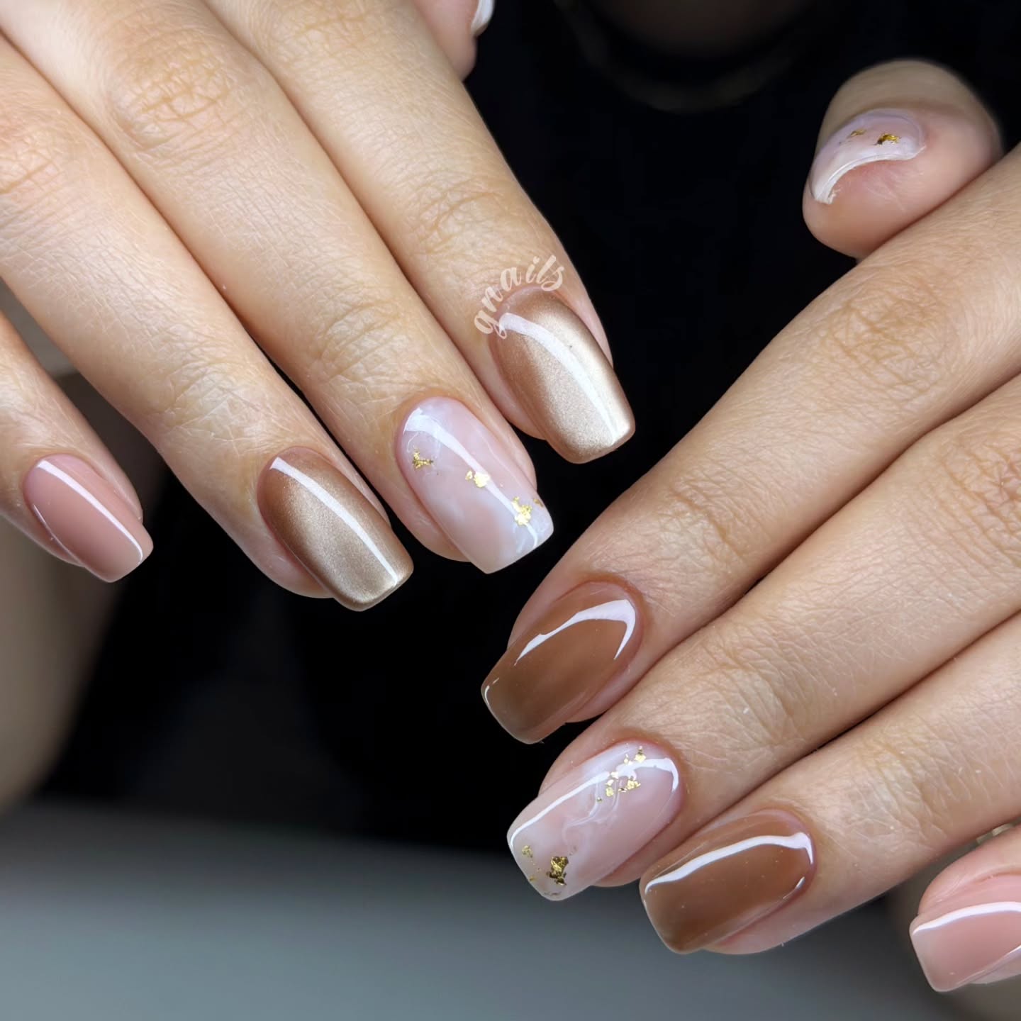 nude fall nails 2026 Warm Nude Chrome With Delicate Gold Foil