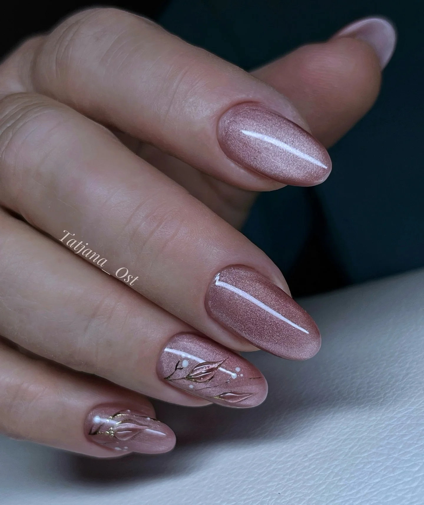 fall nails with autumn designs Rose Gold Cat-Eye Nails With Delicate Botanical Accents
