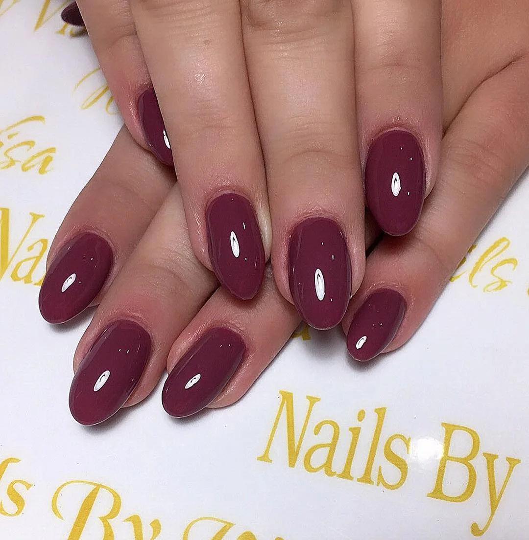 autumn nails color Glossy Burgundy For A Classic Wine-Toned Look