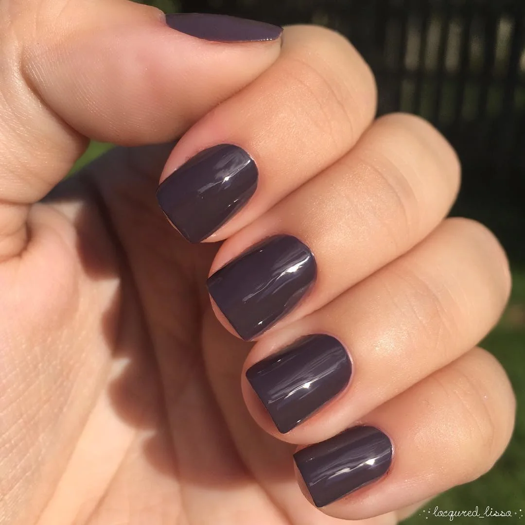 autumn nails color Deep Plum Short Nails For A Moody Fall Finish