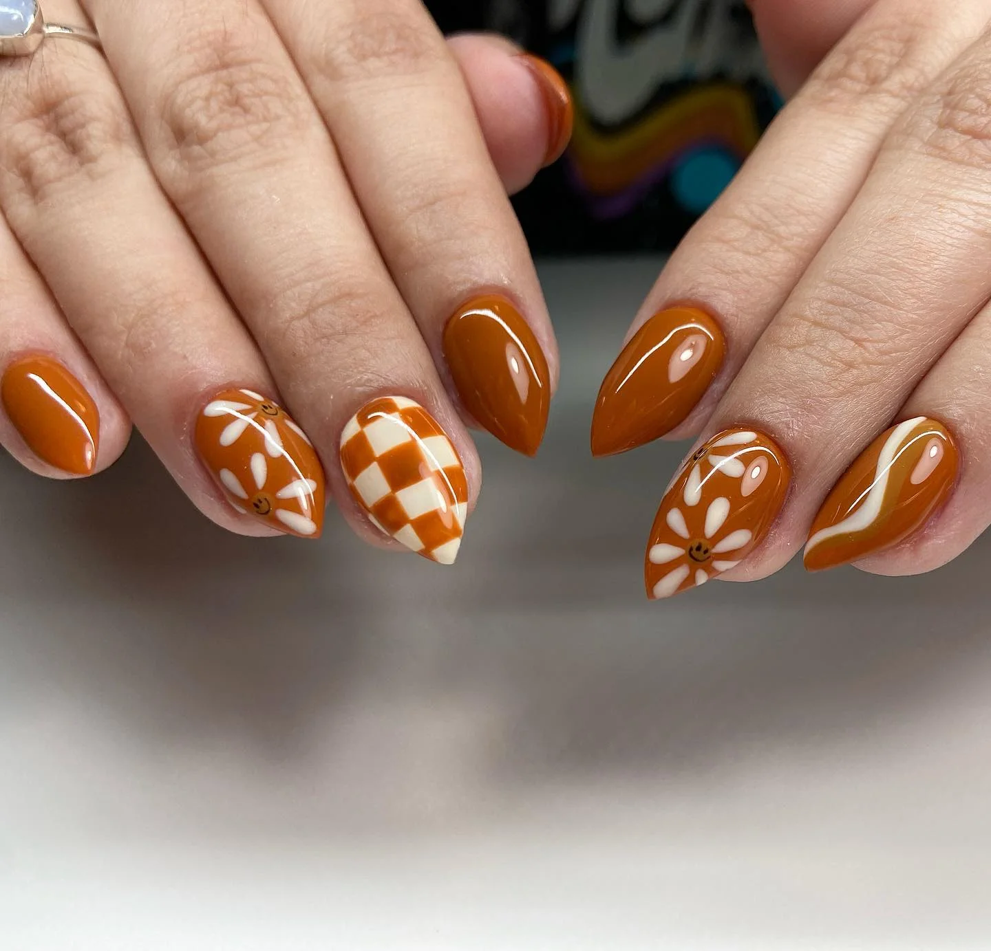 early fall nails 2026 Burnt Caramel Retro Checkerboard Nails