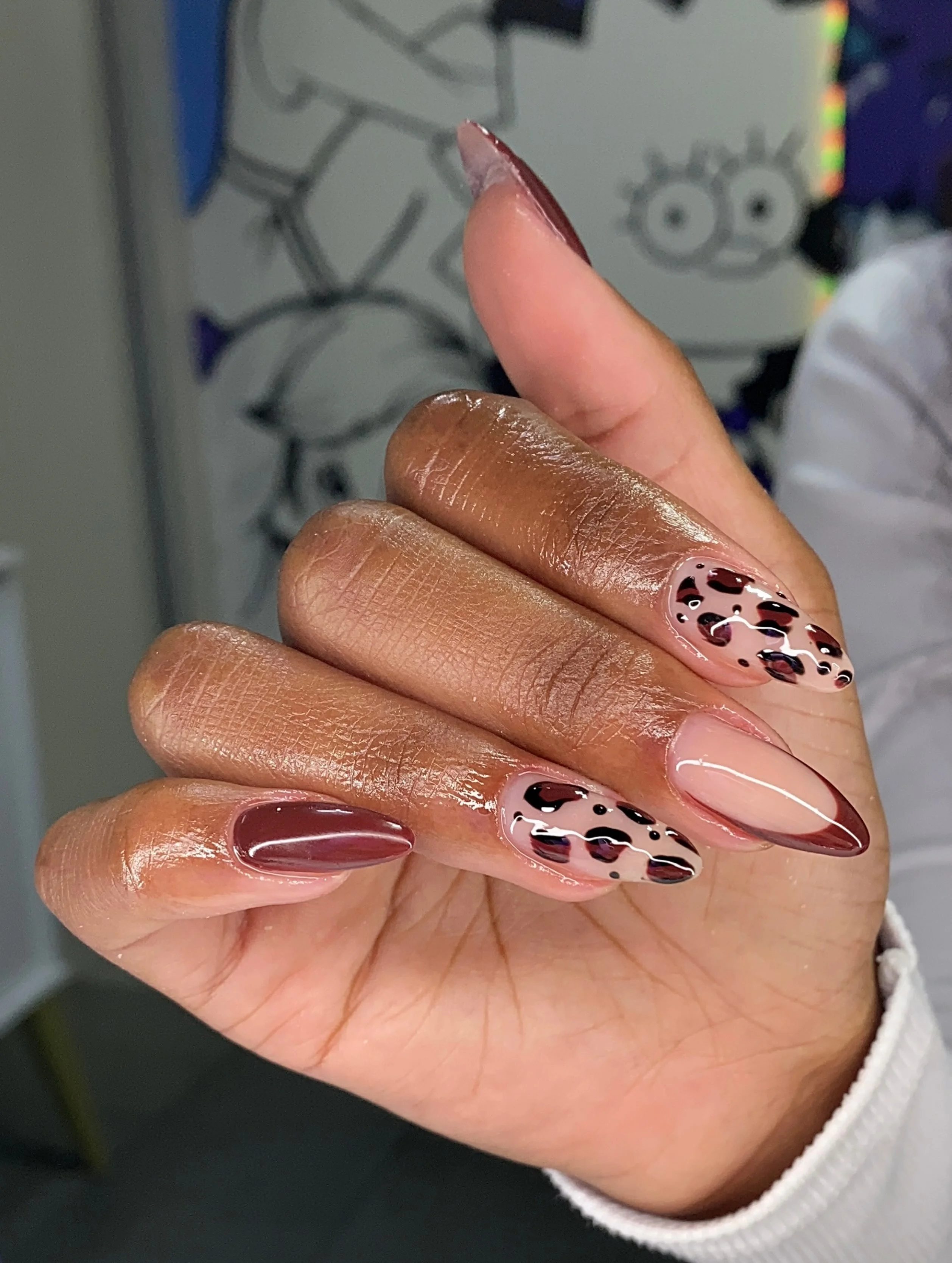 fall nails for brown skin tone Leopard Accent Nails With Glossy Burgundy Details