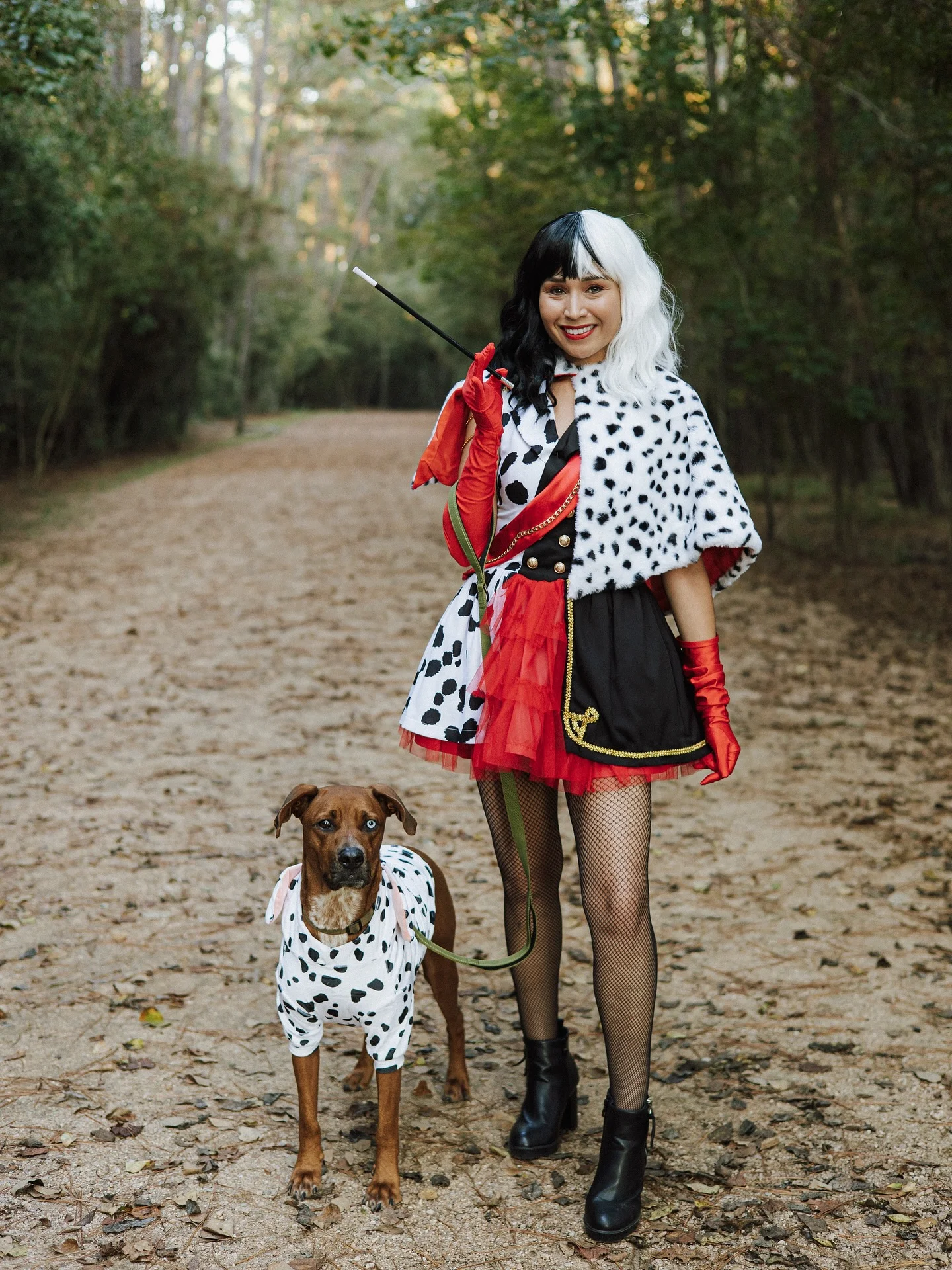 best halloween costume ideas for women Glamorous Dalmatian Villain With Red Accents