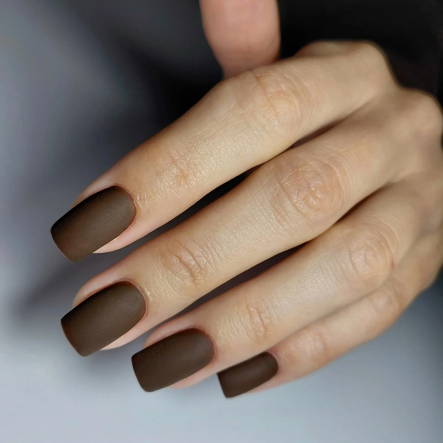 fall manicure colors 2026 Berry Sparkle For A Rich Evening Finish