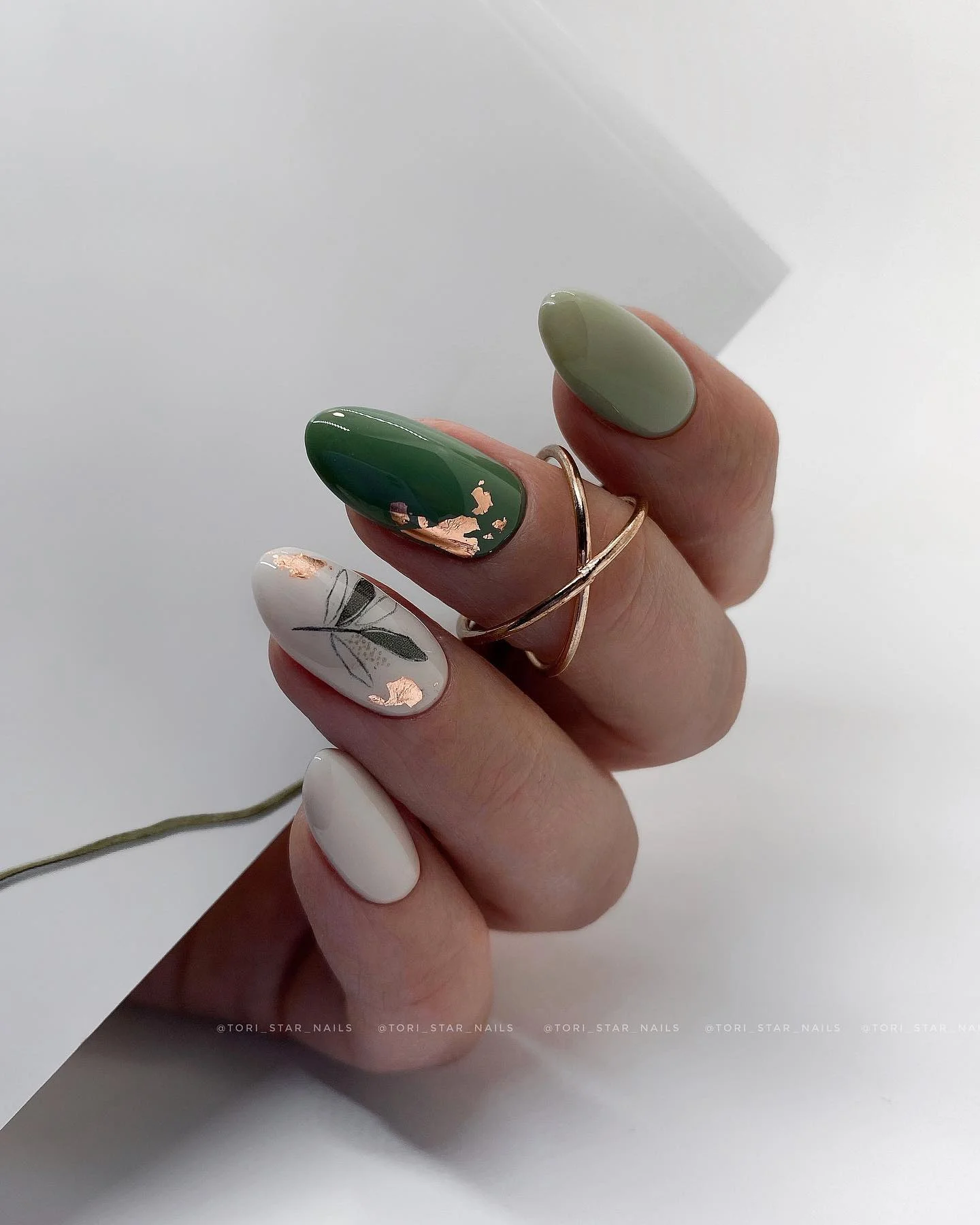 fall nails for olive skin tone 2026 Forest Green With Copper Leaf Accents