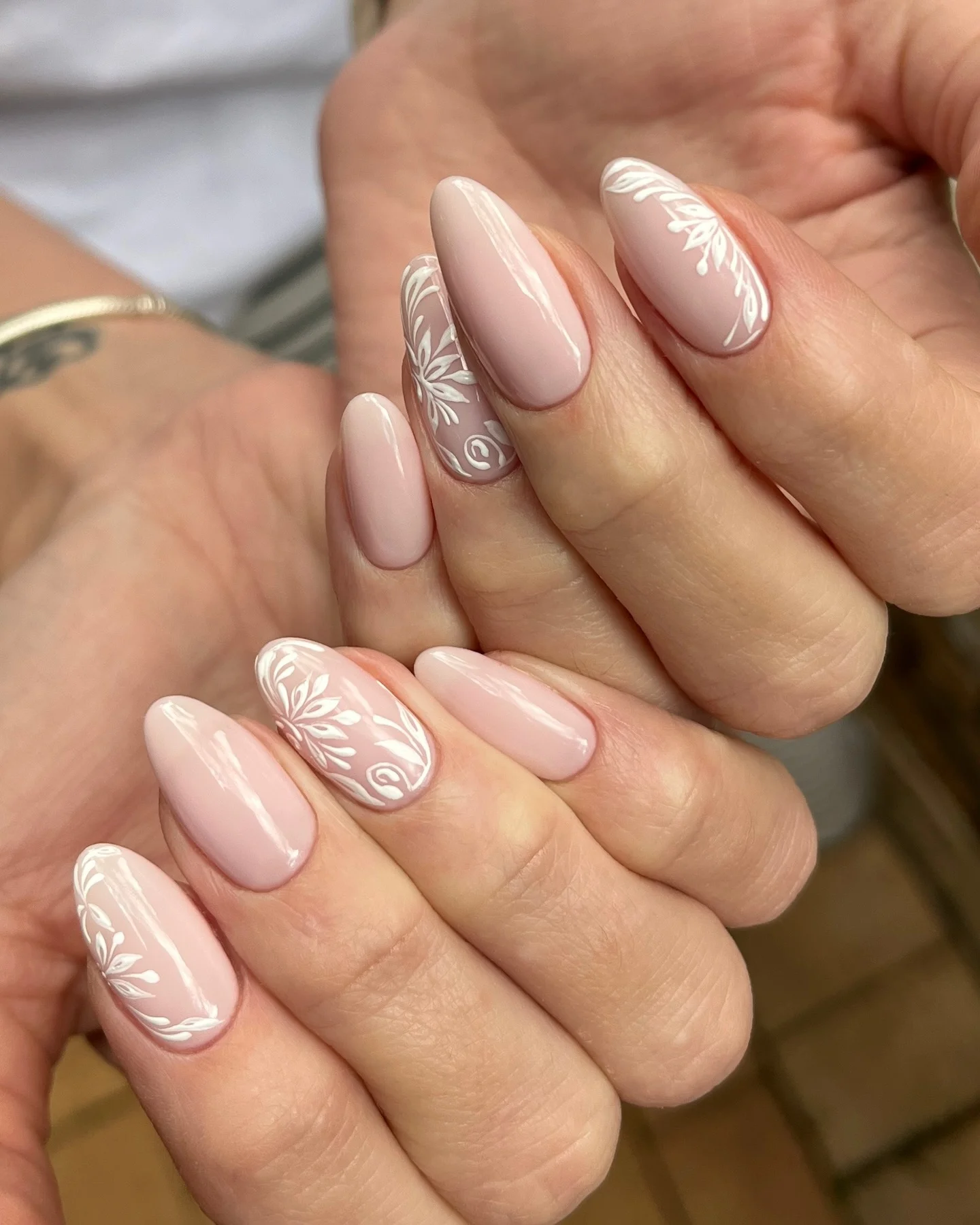 fall wedding nails 2026 Soft Blush Floral Accent Nails With Modern Elegance
