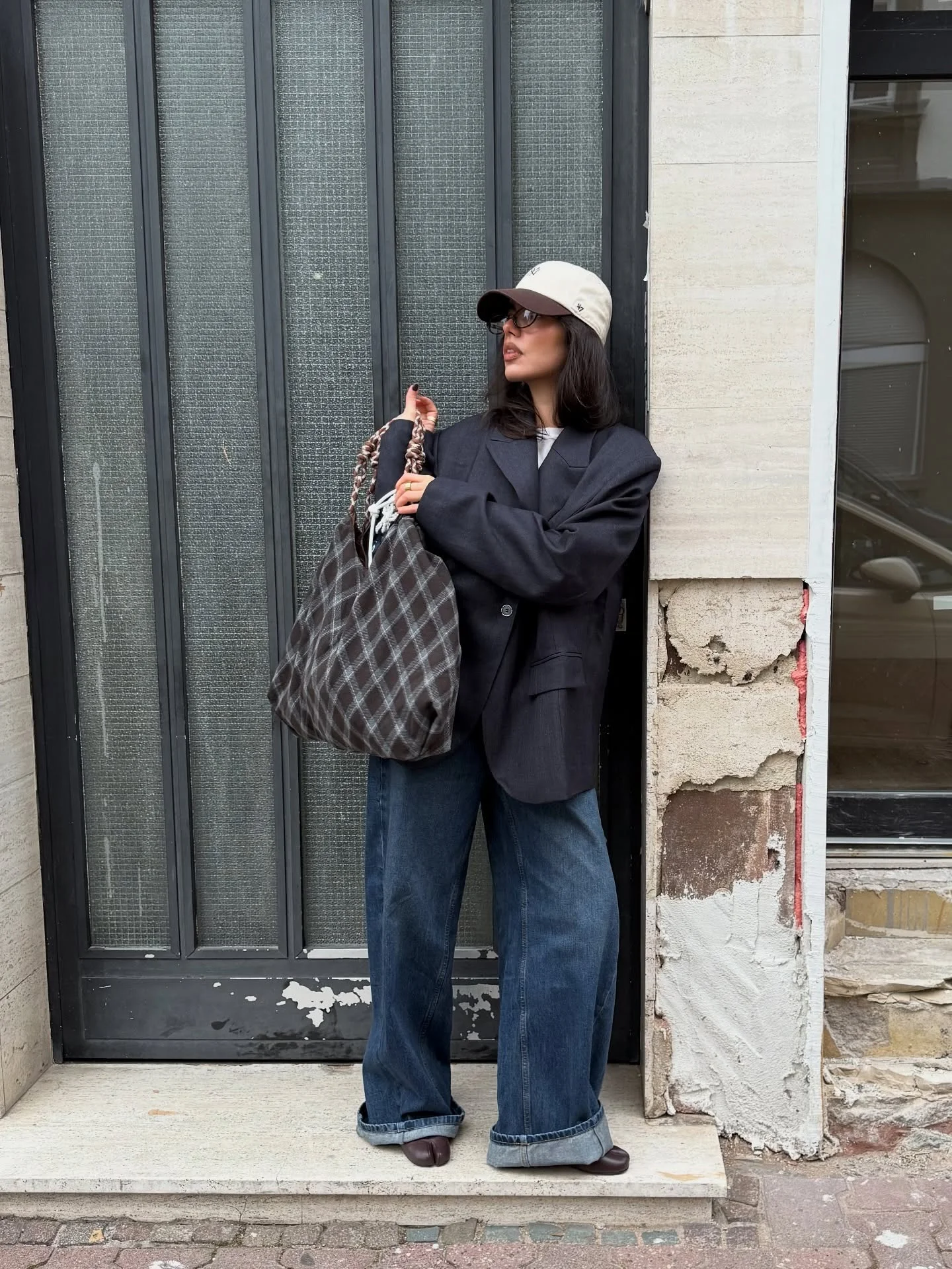 september fashion trends 2026 Oversized Blazer With Wide-Leg Denim