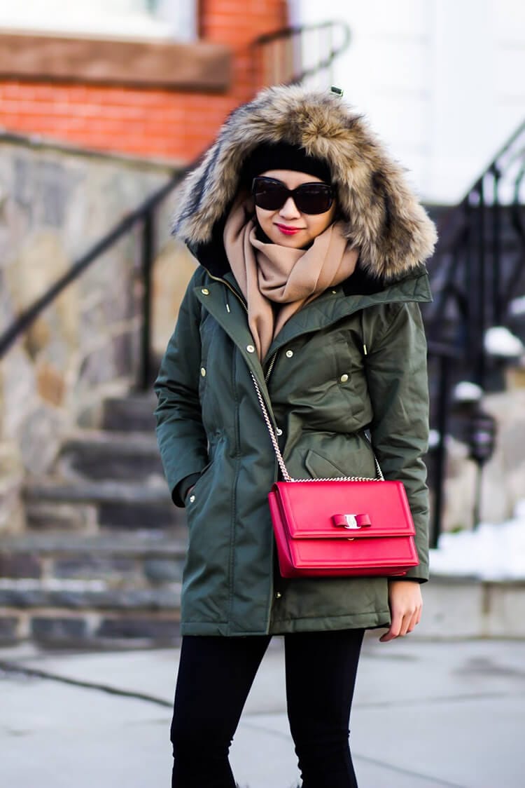 28 Parka Jacket Outfit Ideas for Women to Stay Warm