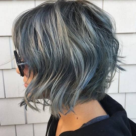 Grey Chin Bob With Silver Highlights Grey Chin Bob With Silver Highlights — Winter Haircuts for Square Faces