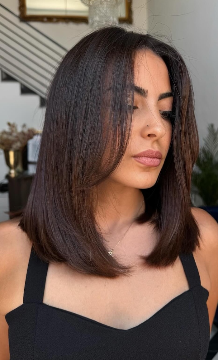 Collarbone Lob With Face-Framing Layers Collarbone Lob With Face-Framing Layers — Espresso Brown Hair