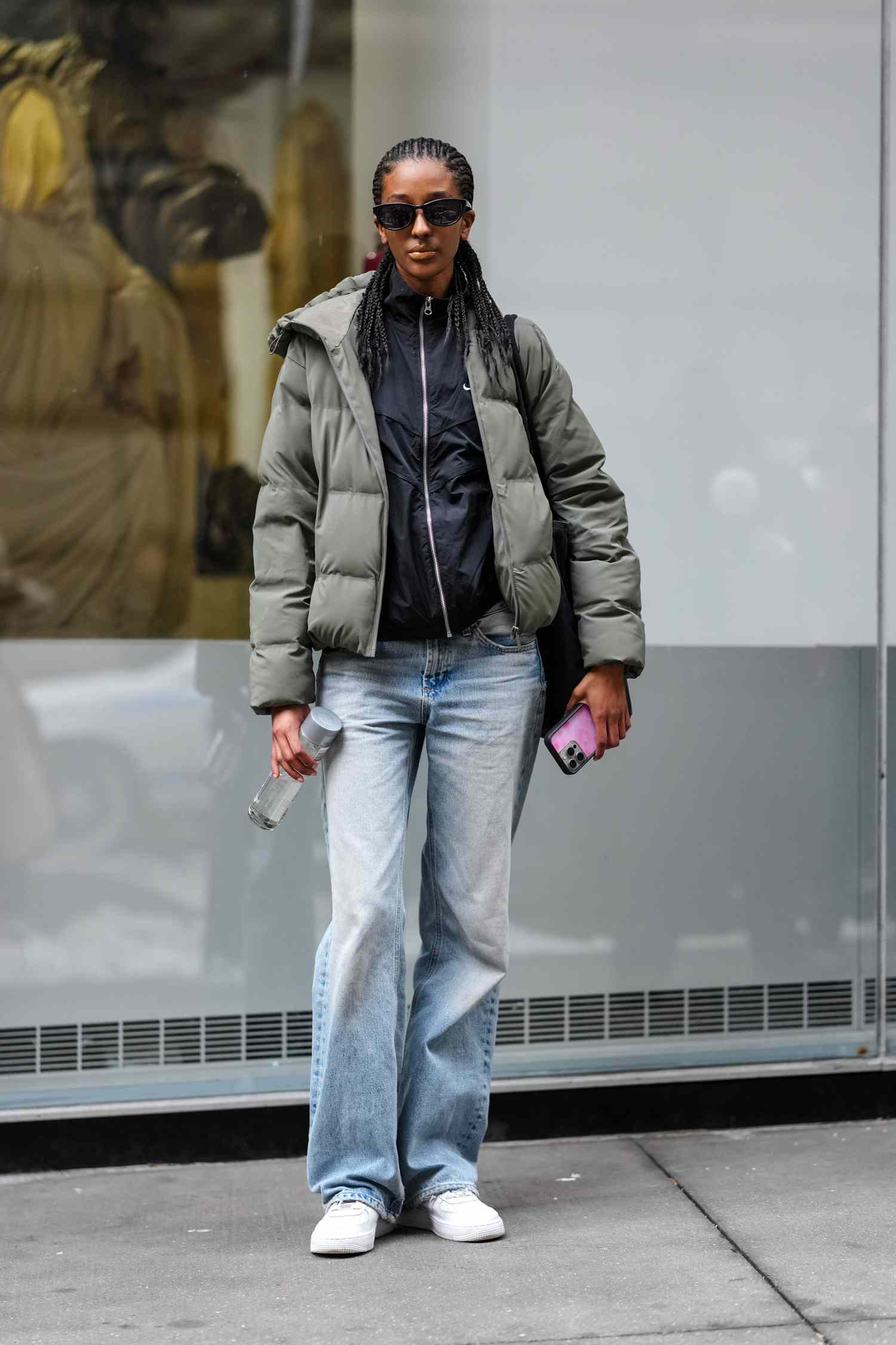 30 White Sneaker Outfits for Every Fashion Aesthetic