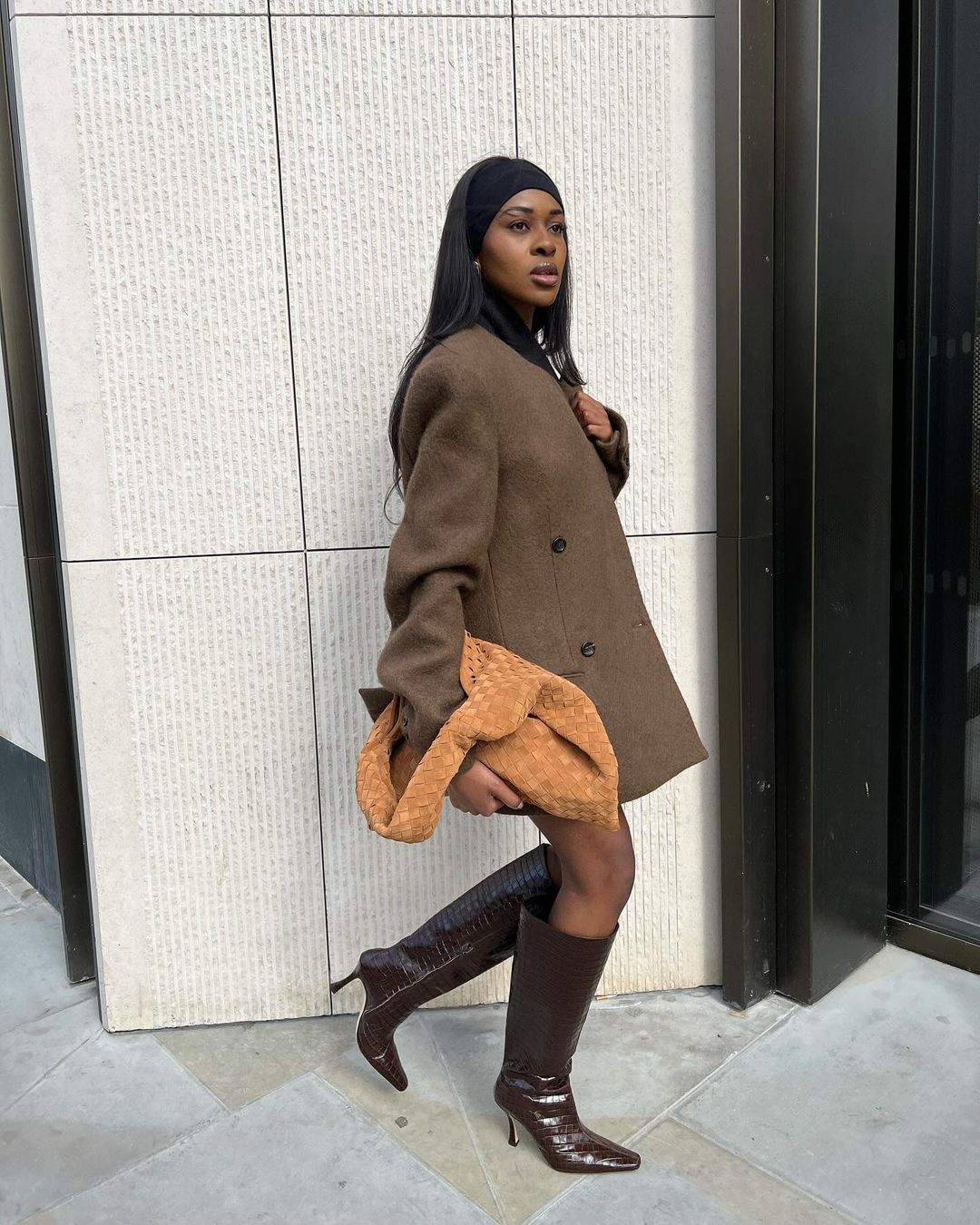 The Chicest Brown Boot Outfits to Copy From Stylish Londoners This Winter | Who What Wear
