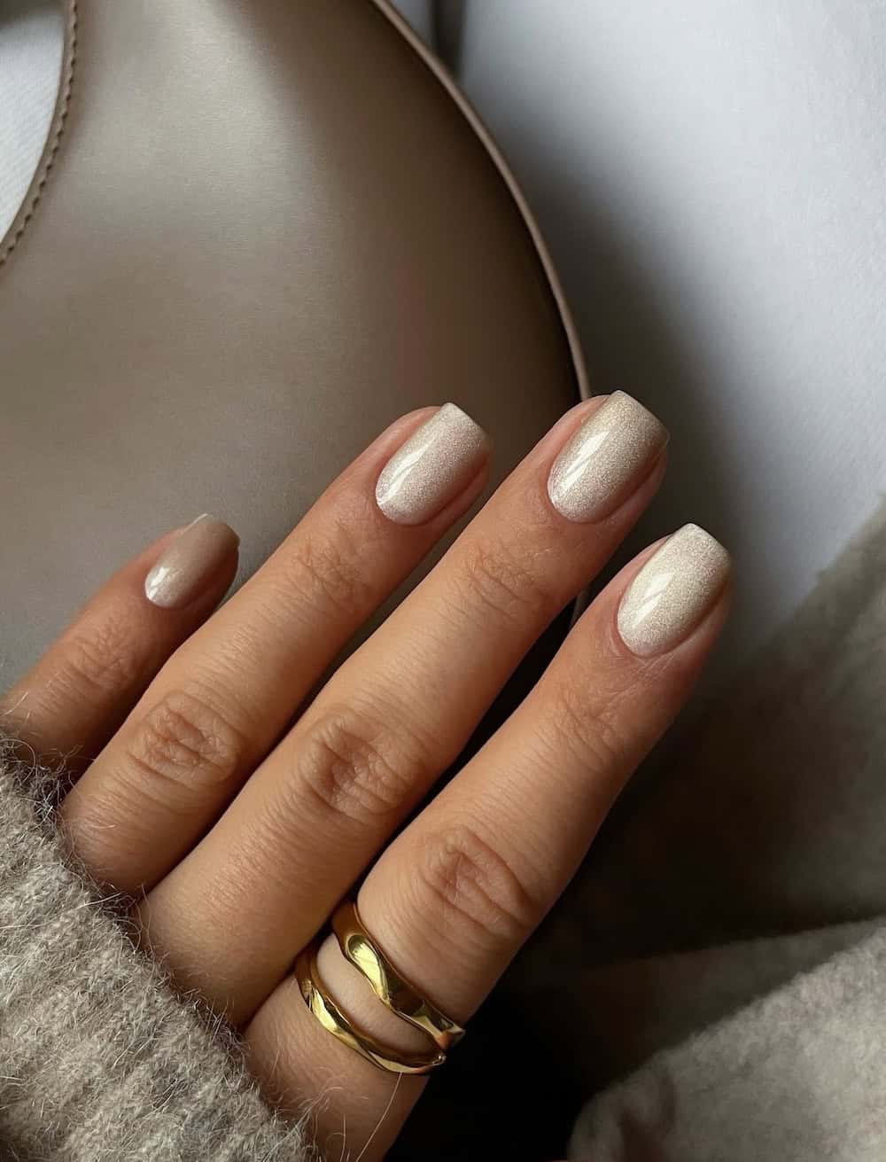 21+ Minimalist Nail Designs We're Copying This Winter
