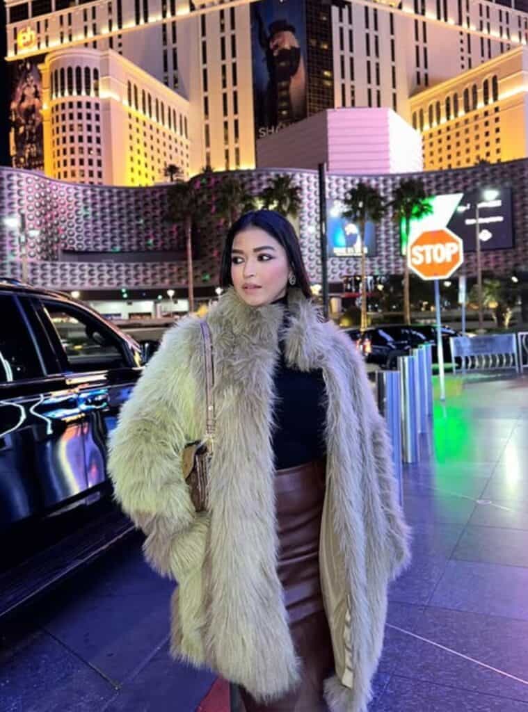 30+ Simple But Elegant Vegas Winter Outfits You'll Want To Wear Out