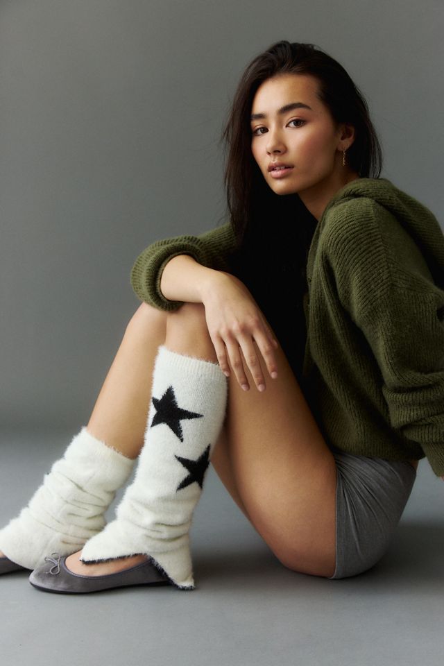 Fuzzy White Leg Warmers with Black Stars Fuzzy White Leg Warmers with Black Stars — Leg Warmers Outfits
