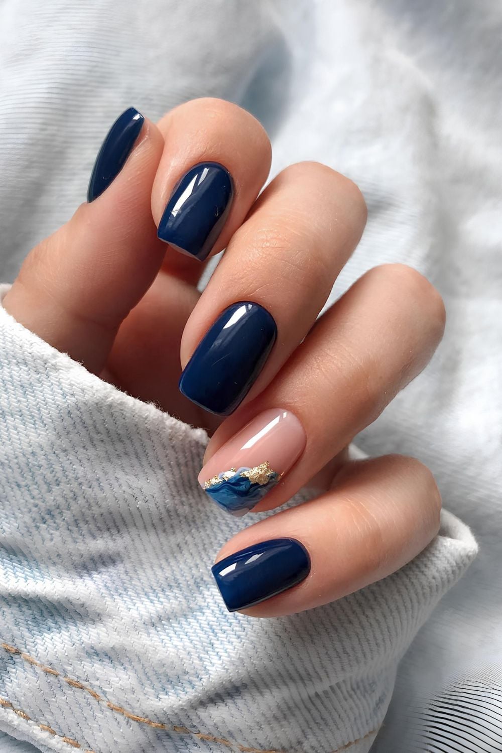 Short Square Navy Wave Art Short Square Navy Wave Art — Navy Blue Nails