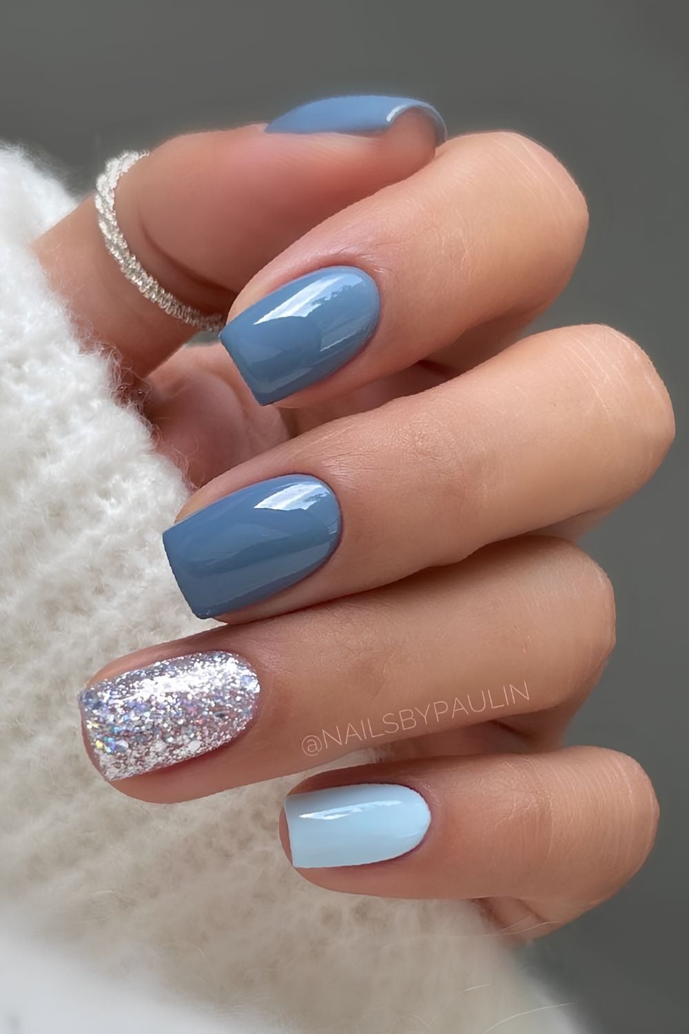Dusty Blue Silver Glitter Accent Short Squares Dusty Blue Silver Glitter Accent Short Squares — Winter Glitter Nails