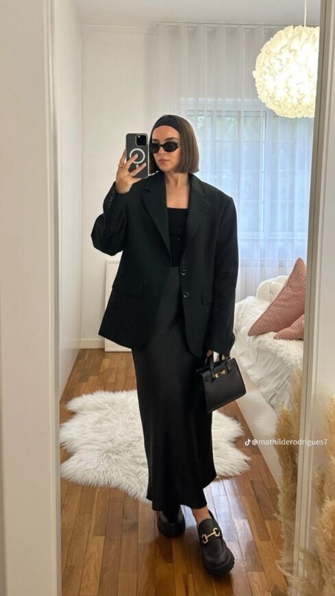 Oversized Blazer with Satin Skirt for Chic Smart Casual Oversized Blazer with Satin Skirt for Chic Smart Casual — All Black Winter Outfits