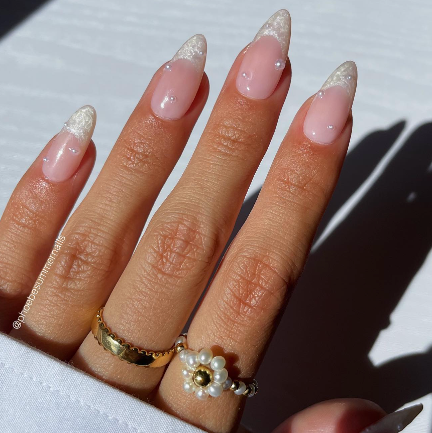 Pearl Lace French Almond Nails Pearl Lace French Almond Nails — Winter Wedding Nails