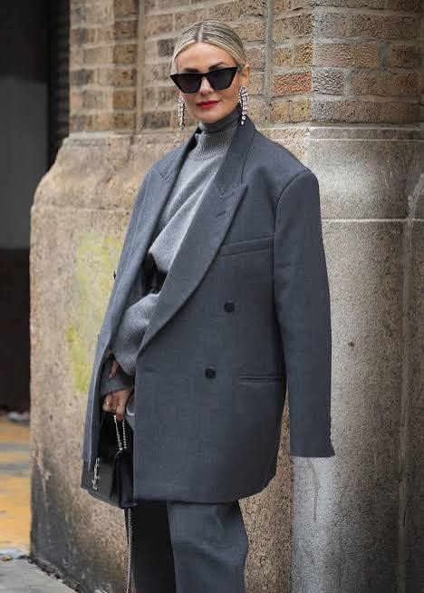 Oversized Grey Blazer and Turtleneck for a Sophisticated Look — NYC Winter Outfits