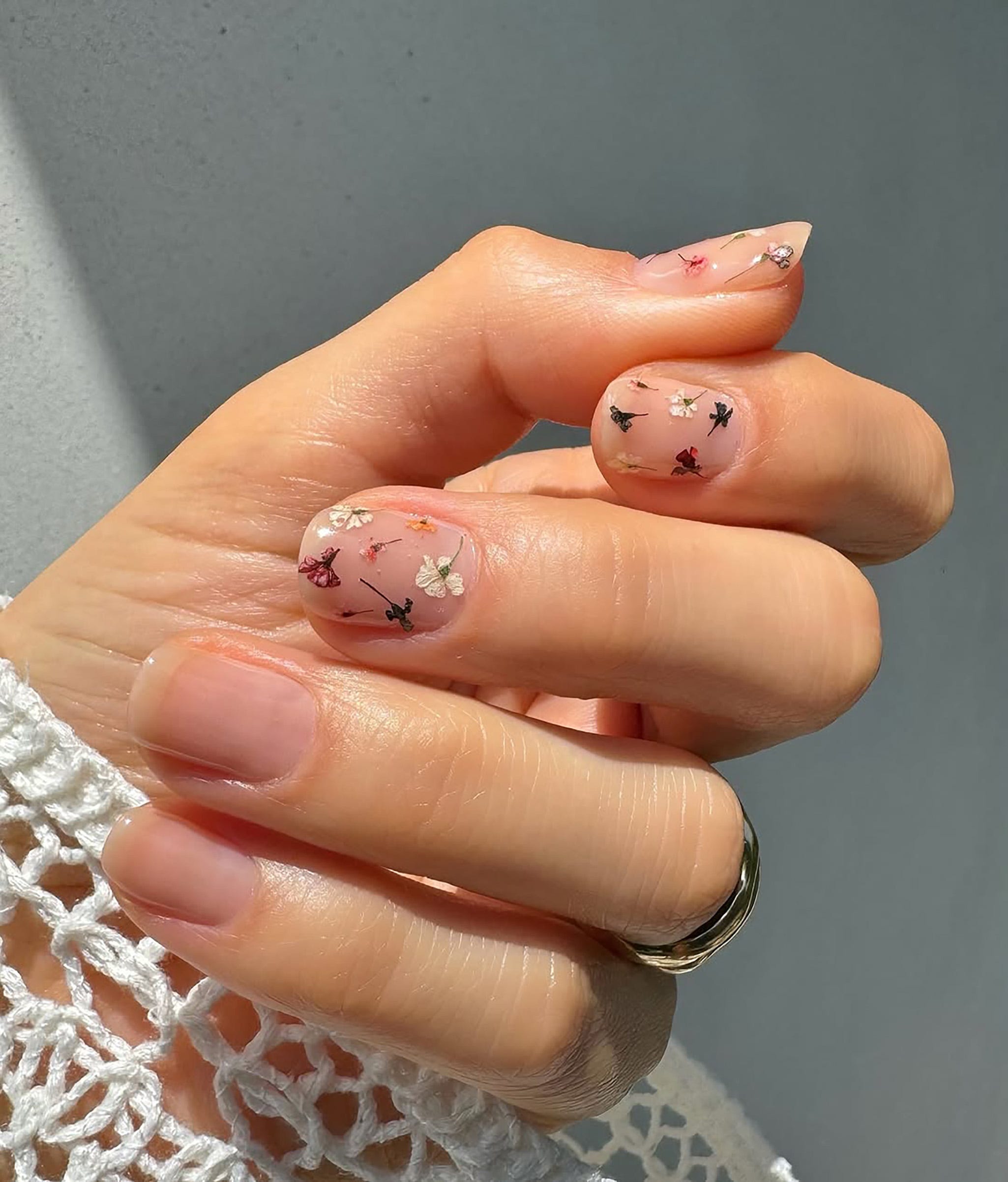 Embedded Dried Flower Square Nails Embedded Dried Flower Square Nails — Winter to Spring Transition Nails