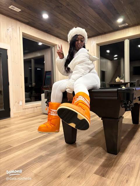 Vibrant Orange Moon Boots for a Cozy Winter Vibrant Orange Moon Boots for a Cozy Winter — Moon Boots Outfits