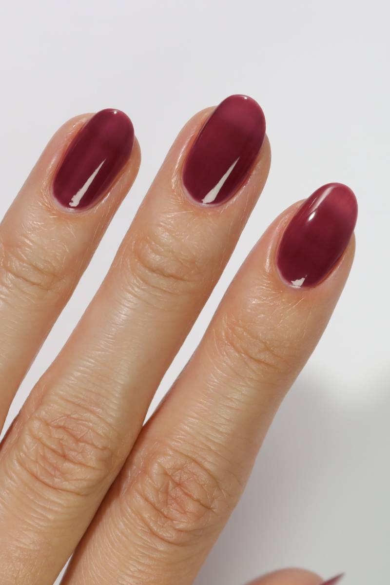 Jelly Burgundy Polish on Short Nails Jelly Burgundy Polish on Short Nails — Burgundy Nails