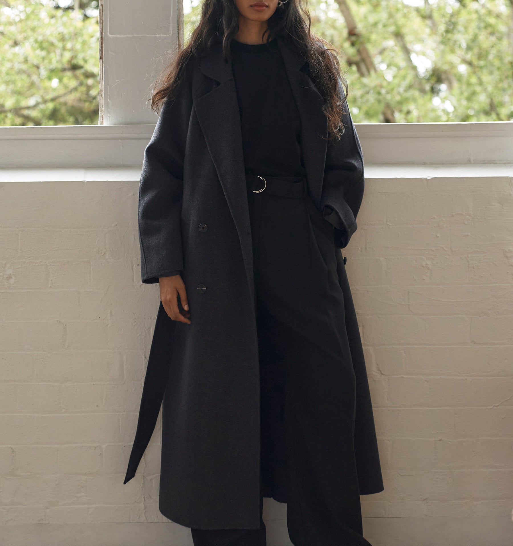 Smart Casual Sophistication: Belted Charcoal Wool Coat — Winter Capsule Wardrobe