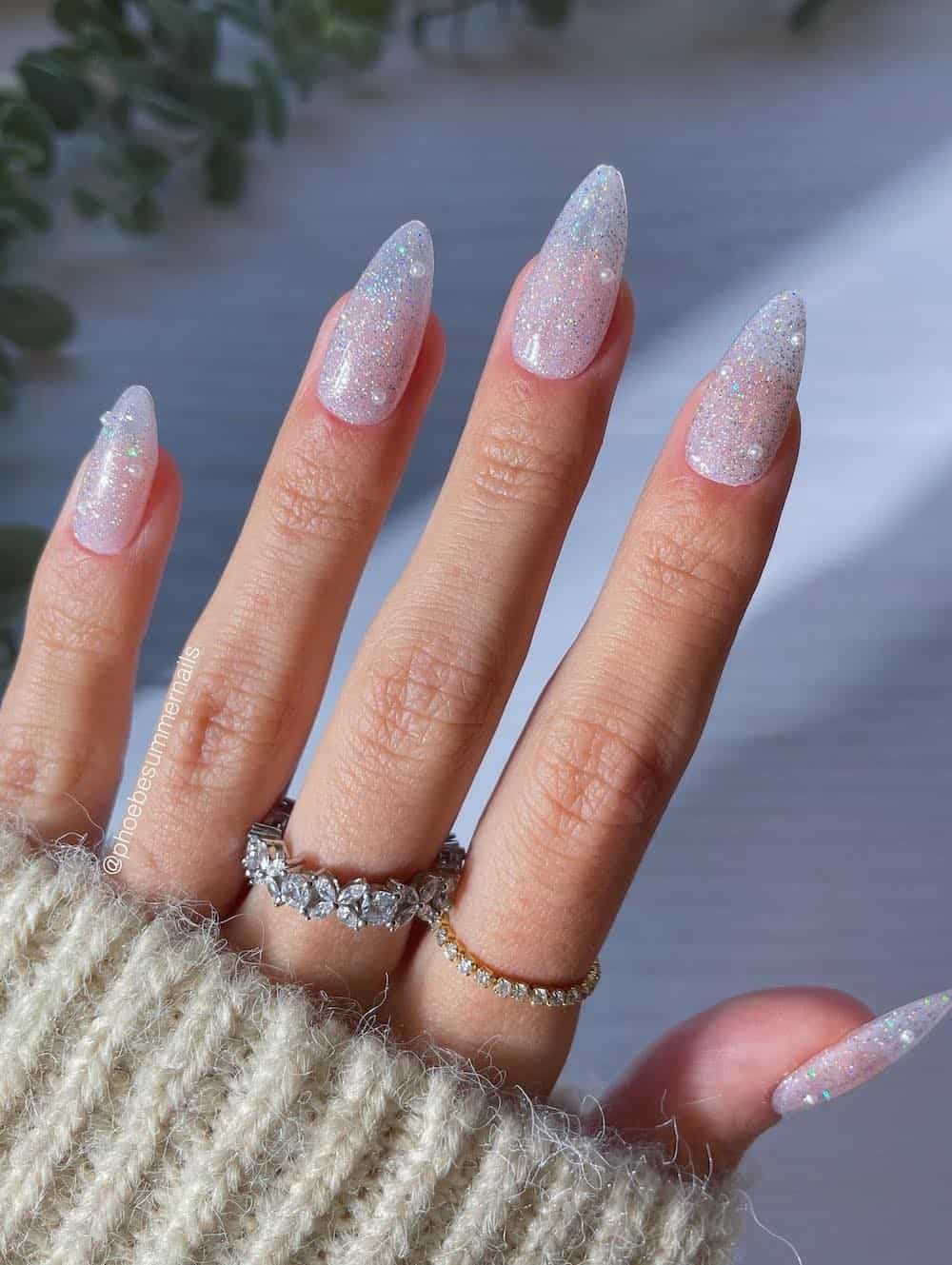 Iridescent Pink Glitter Fade Stilettos Iridescent Pink Glitter Fade Stilettos — Winter Glitter Nails