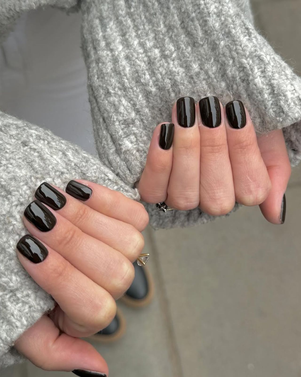 High Gloss Deep Black Short Square High Gloss Deep Black Short Square — Winter Black Nails