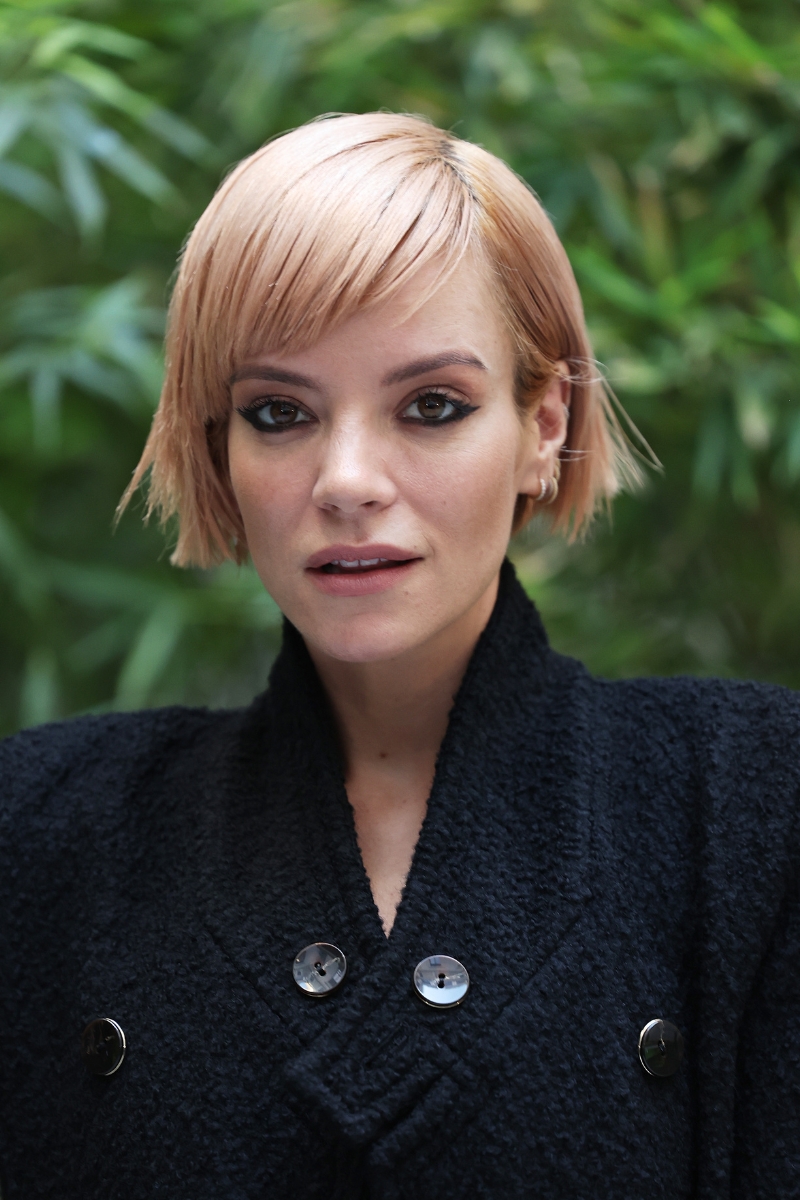 Pink-Toned Blonde Bob — Winter Hair Colors for Short Hair